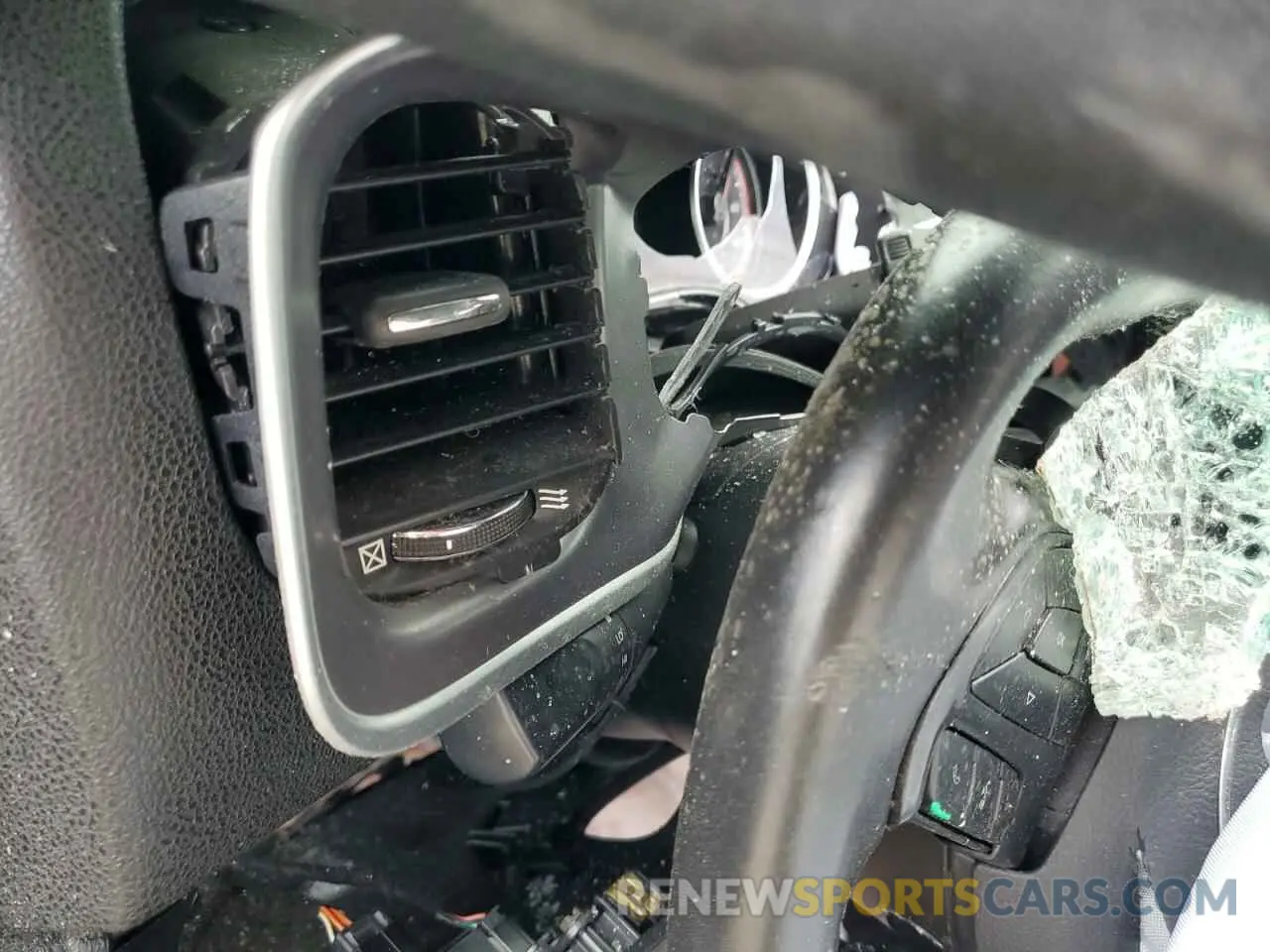 9 fotografías del automóvil dañado 2C3CDXBGXKH522576 DODGE CHARGER 2019