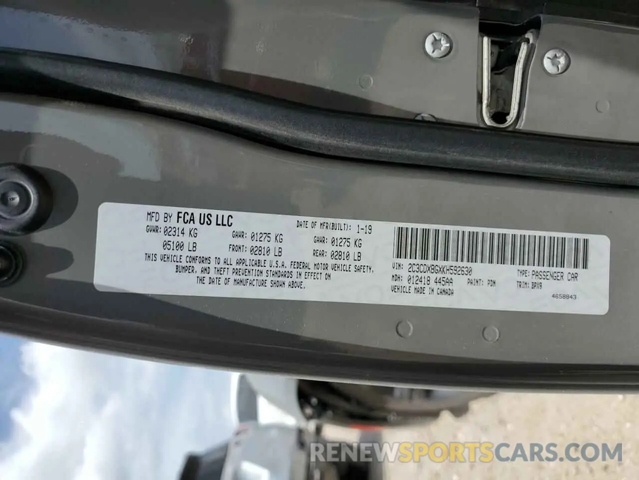 12 fotografías del automóvil dañado 2C3CDXBGXKH592630 DODGE CHARGER 2019