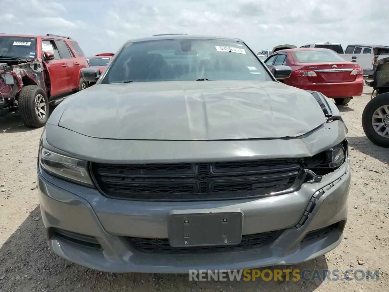 5 fotografías del automóvil dañado 2C3CDXBGXKH592630 DODGE CHARGER 2019