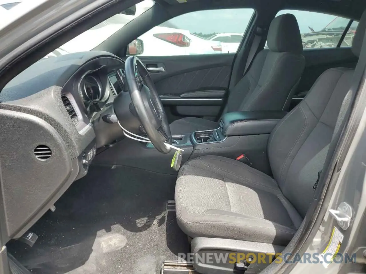 7 fotografías del automóvil dañado 2C3CDXBGXKH592630 DODGE CHARGER 2019