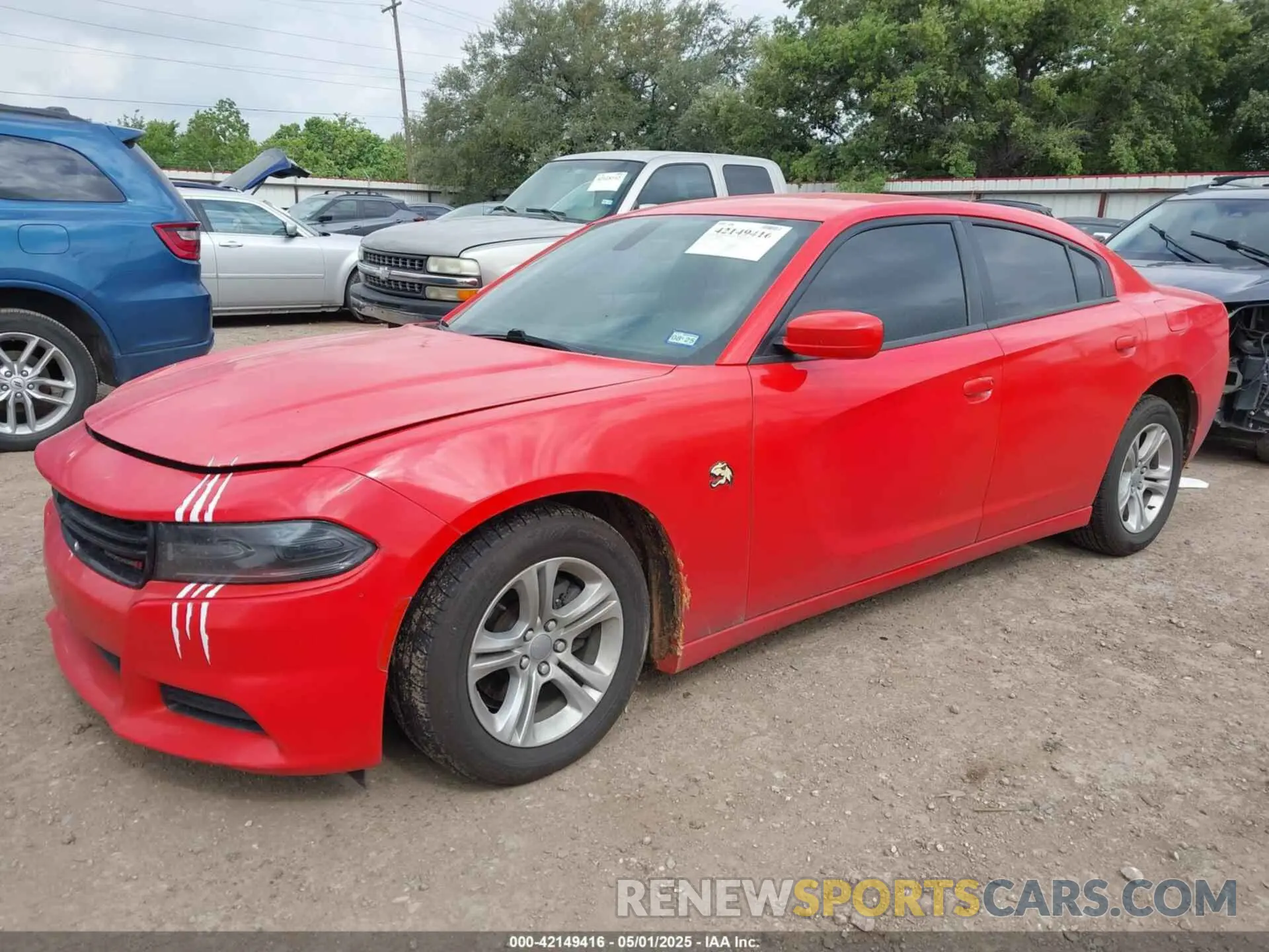 2 fotografías del automóvil dañado 2C3CDXBGXKH664118 DODGE CHARGER 2019