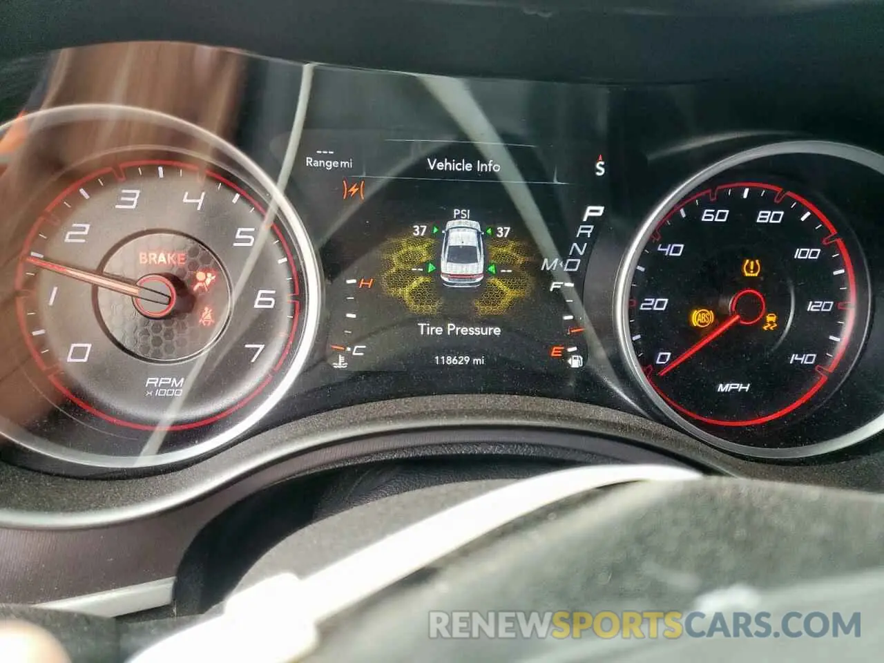 9 fotografías del automóvil dañado 2C3CDXBGXKH711759 DODGE CHARGER 2019
