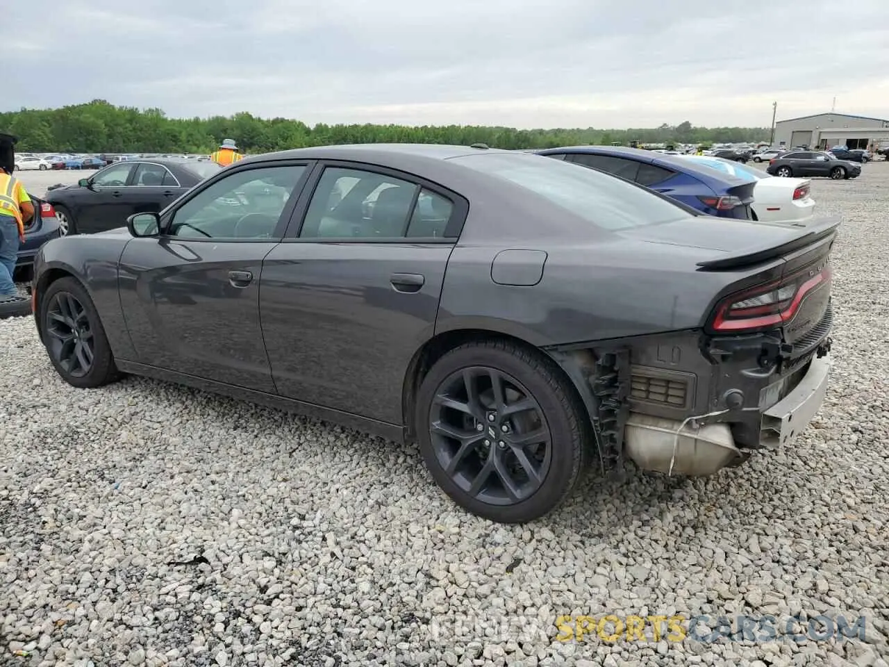 2 fotografías del automóvil dañado 2C3CDXBGXKH734703 DODGE CHARGER 2019