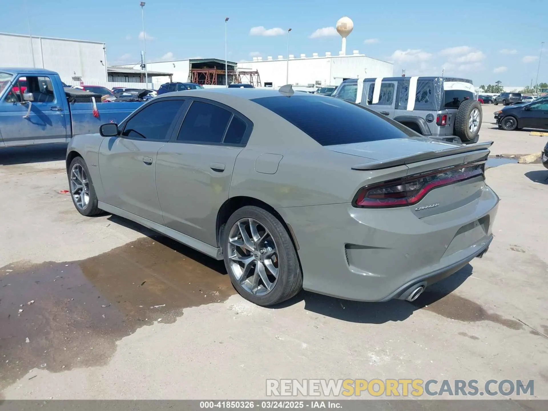 3 fotografías del automóvil dañado 2C3CDXCT0KH587948 DODGE CHARGER 2019