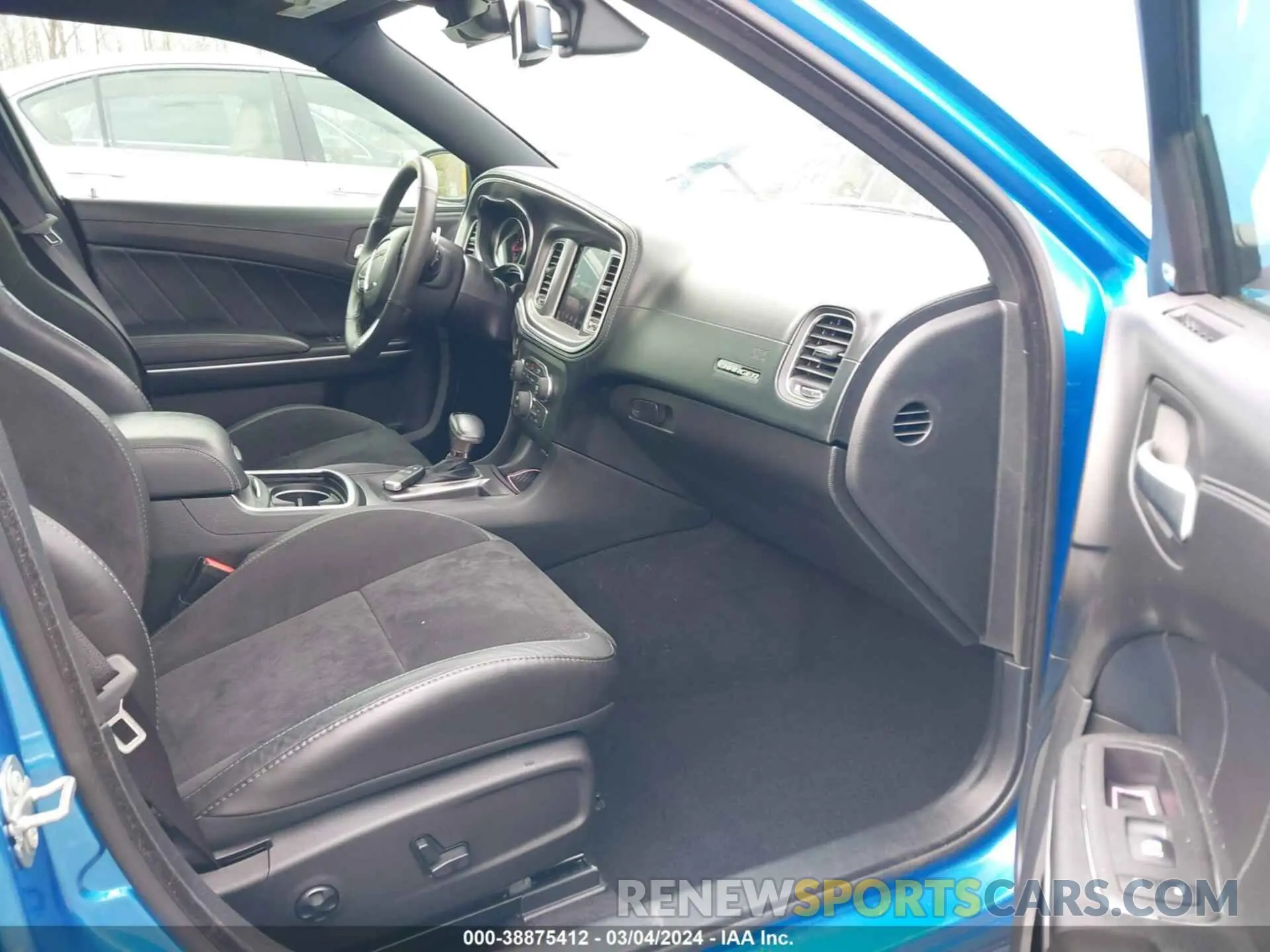 5 fotografías del automóvil dañado 2C3CDXCT0KH730123 DODGE CHARGER 2019