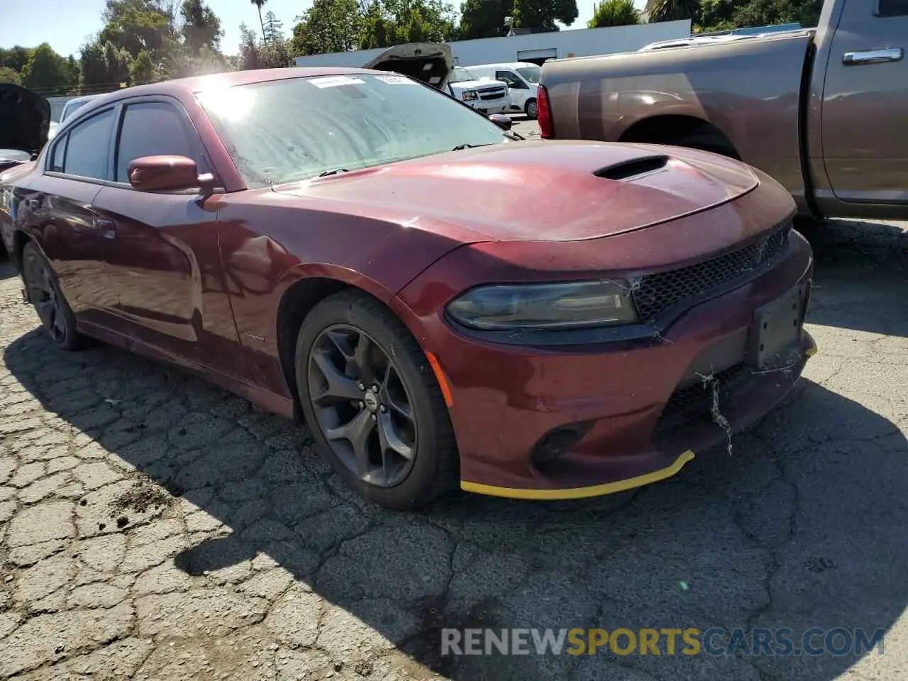 4 fotografías del automóvil dañado 2C3CDXCT0KH738030 DODGE CHARGER 2019