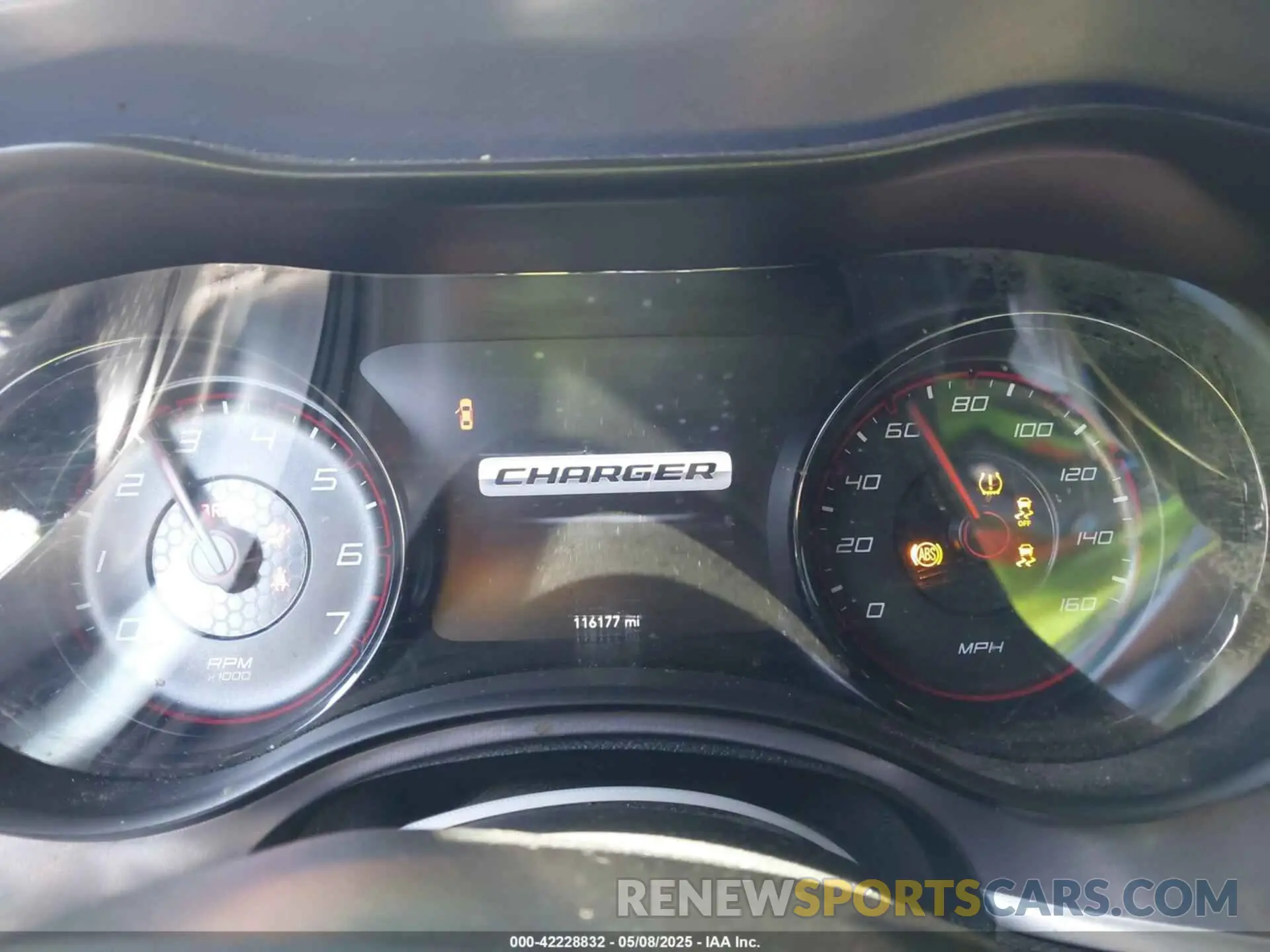 7 fotografías del automóvil dañado 2C3CDXCT1KH653603 DODGE CHARGER 2019