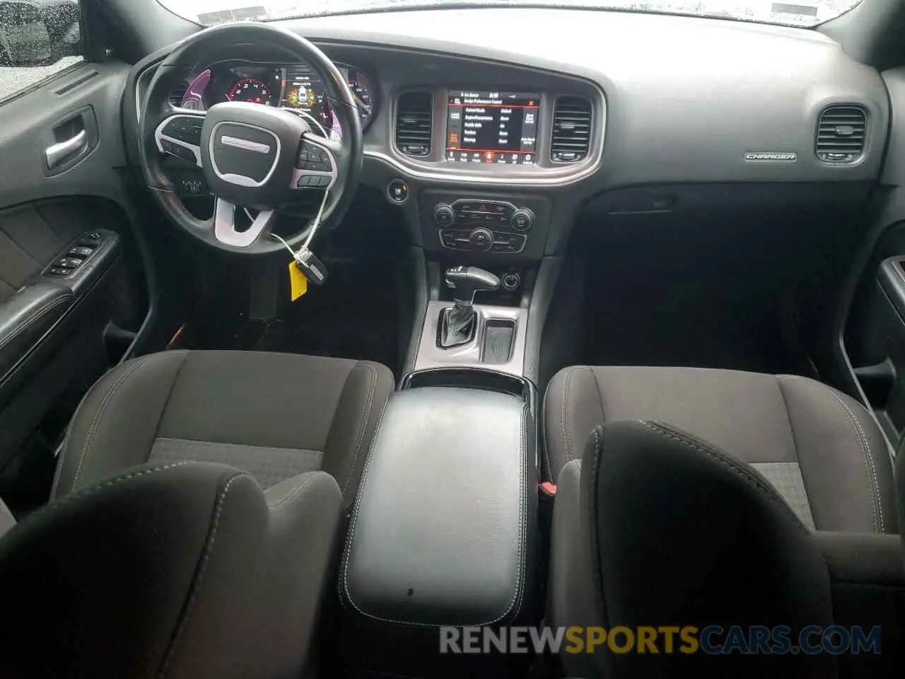 8 fotografías del automóvil dañado 2C3CDXCT2KH726476 DODGE CHARGER 2019