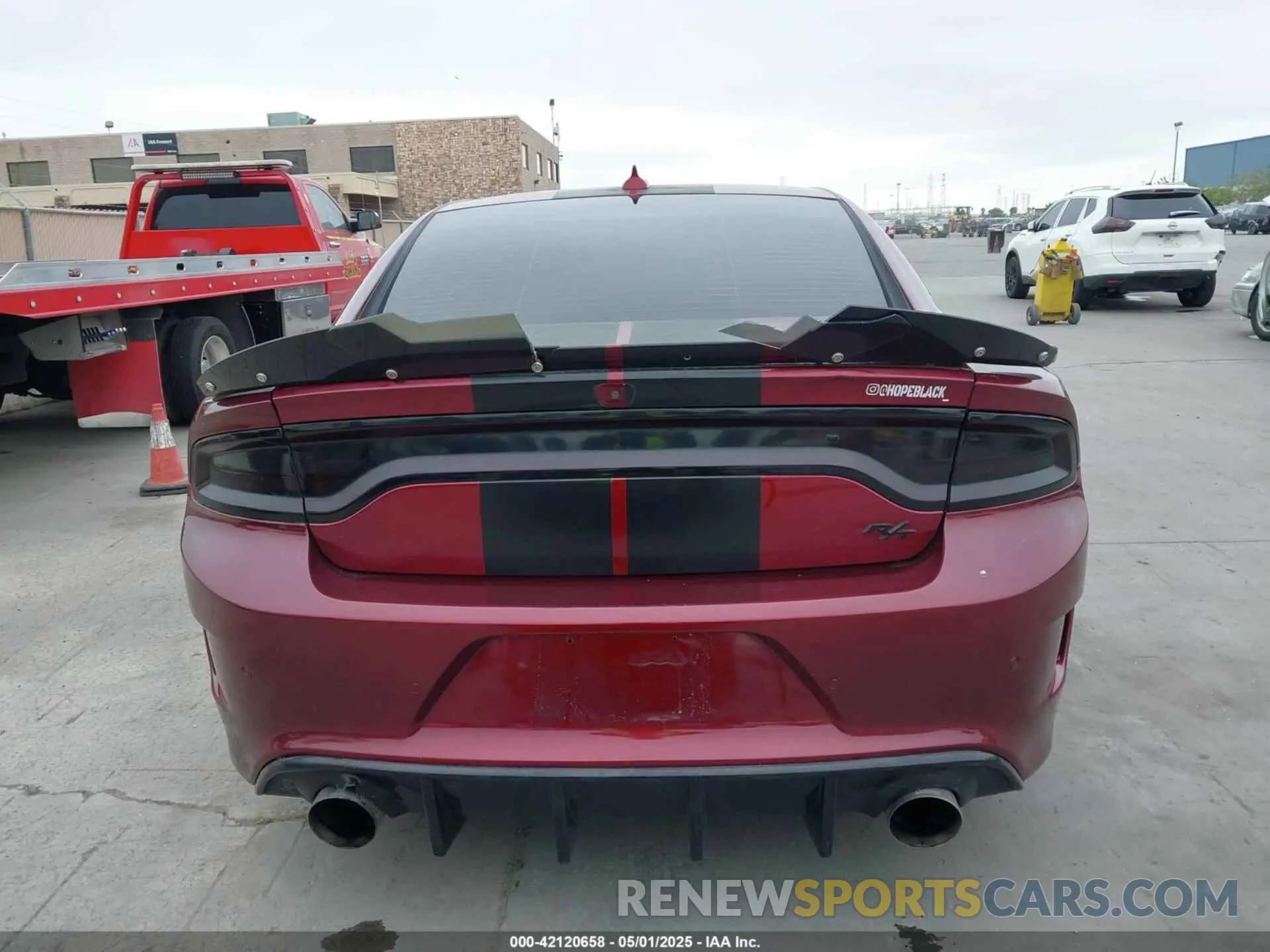 16 fotografías del automóvil dañado 2C3CDXCT2KH749207 DODGE CHARGER 2019
