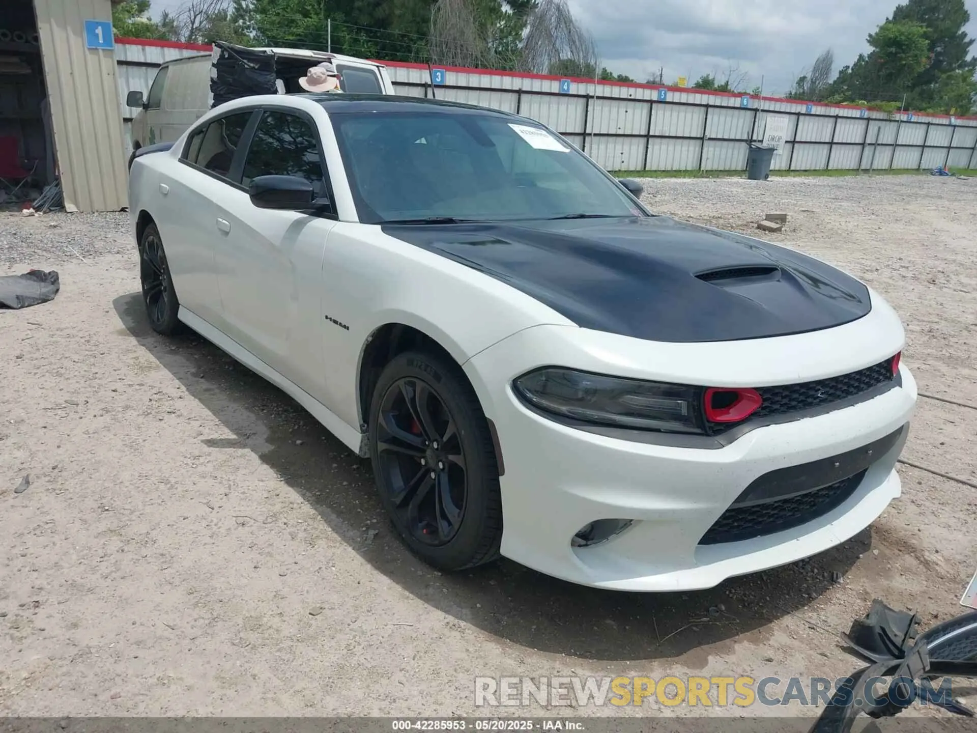 1 fotografías del automóvil dañado 2C3CDXCT3KH624491 DODGE CHARGER 2019