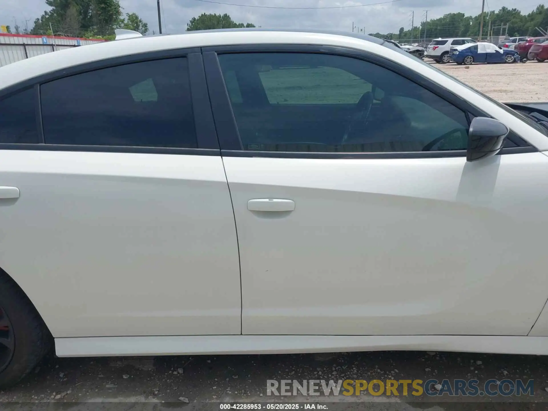 12 fotografías del automóvil dañado 2C3CDXCT3KH624491 DODGE CHARGER 2019