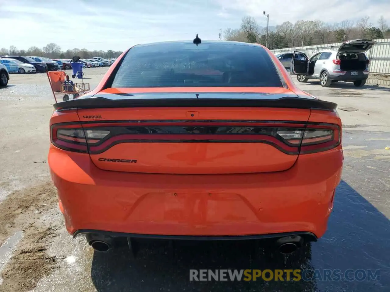 6 fotografías del automóvil dañado 2C3CDXCT5KH519855 DODGE CHARGER 2019