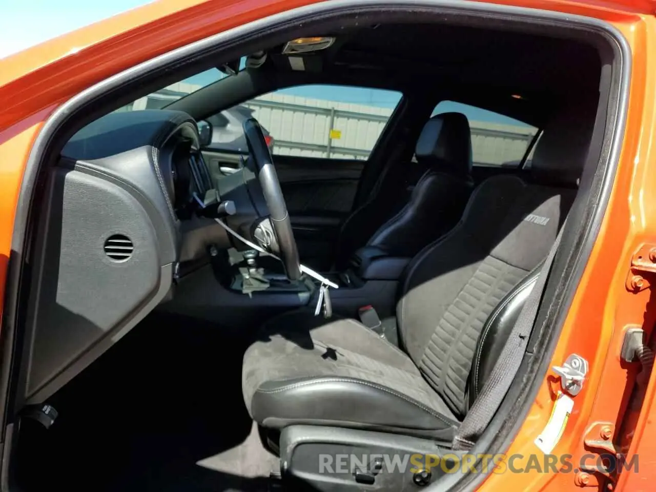 7 fotografías del automóvil dañado 2C3CDXCT5KH519855 DODGE CHARGER 2019