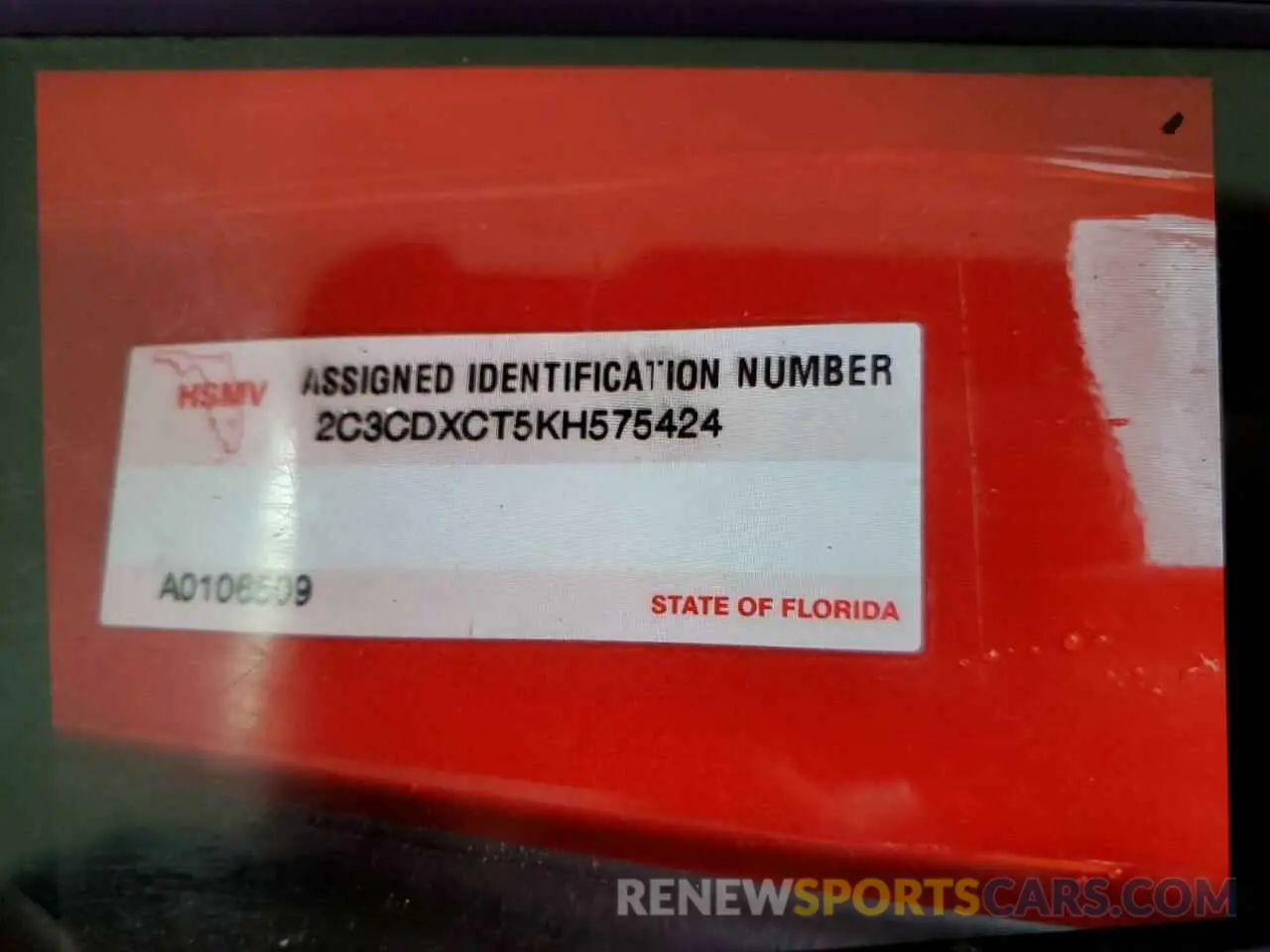 12 fotografías del automóvil dañado 2C3CDXCT5KH575424 DODGE CHARGER 2019