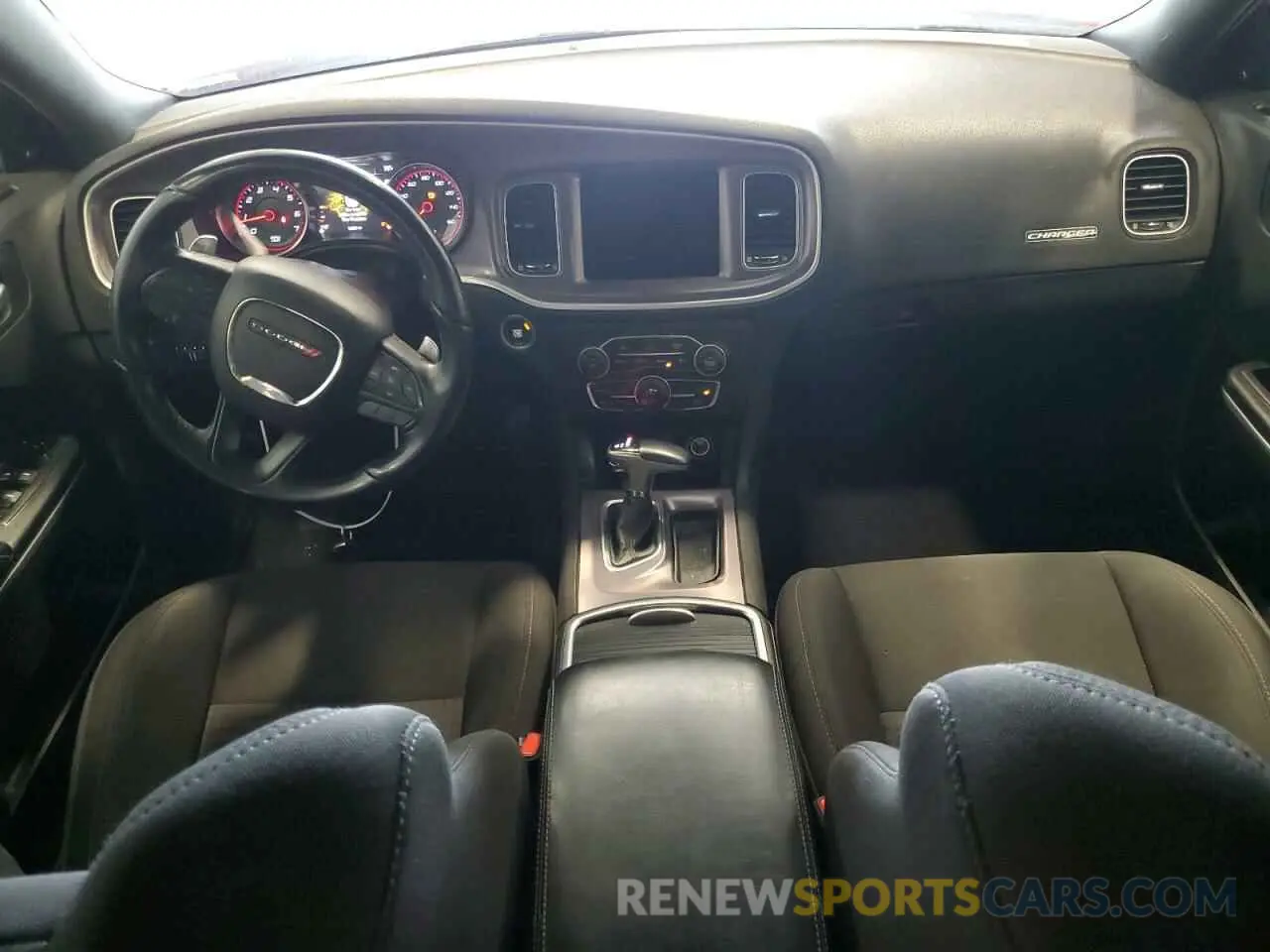 8 fotografías del automóvil dañado 2C3CDXCT5KH575424 DODGE CHARGER 2019