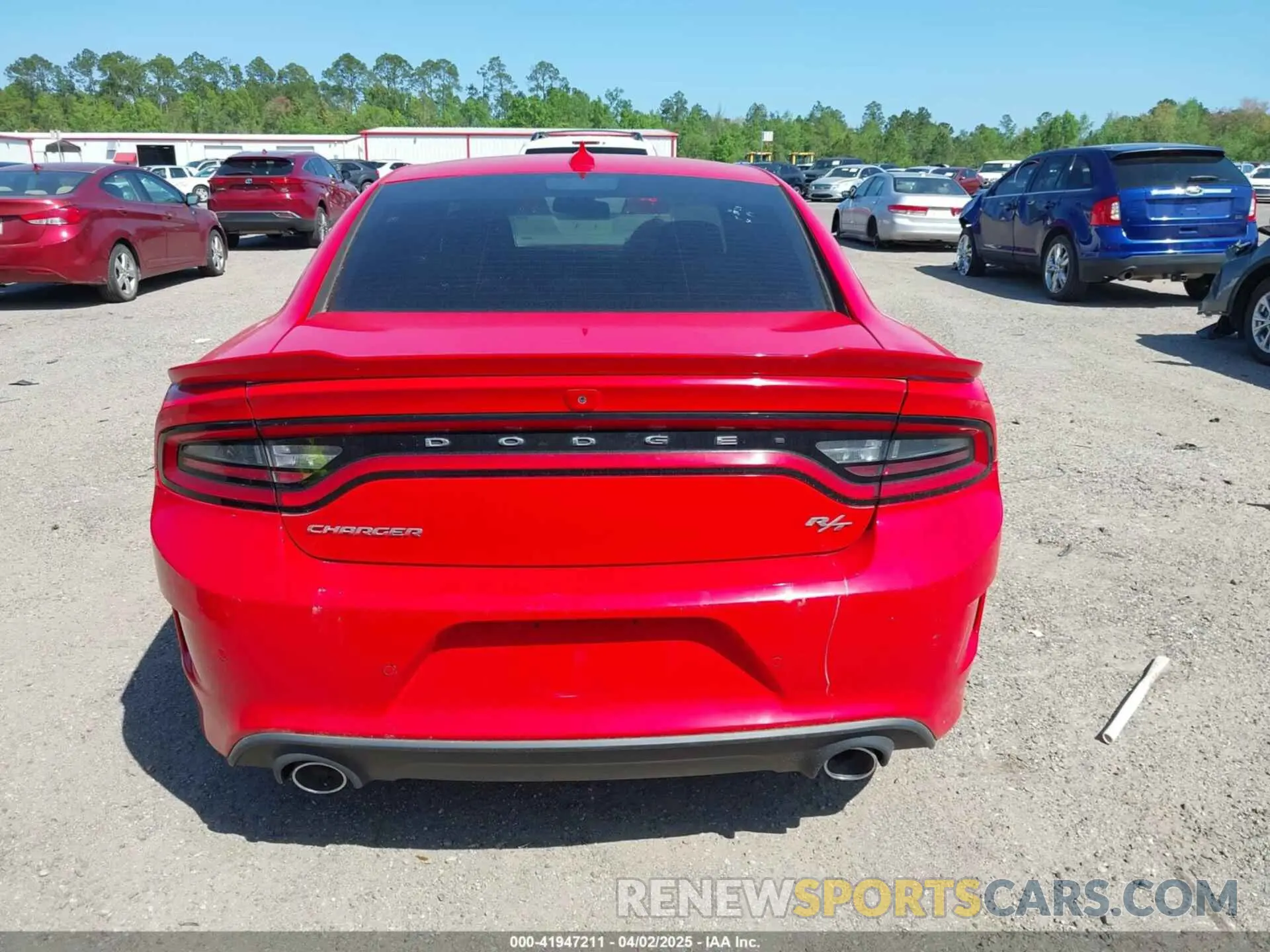 15 fotografías del automóvil dañado 2C3CDXCT6KH575853 DODGE CHARGER 2019