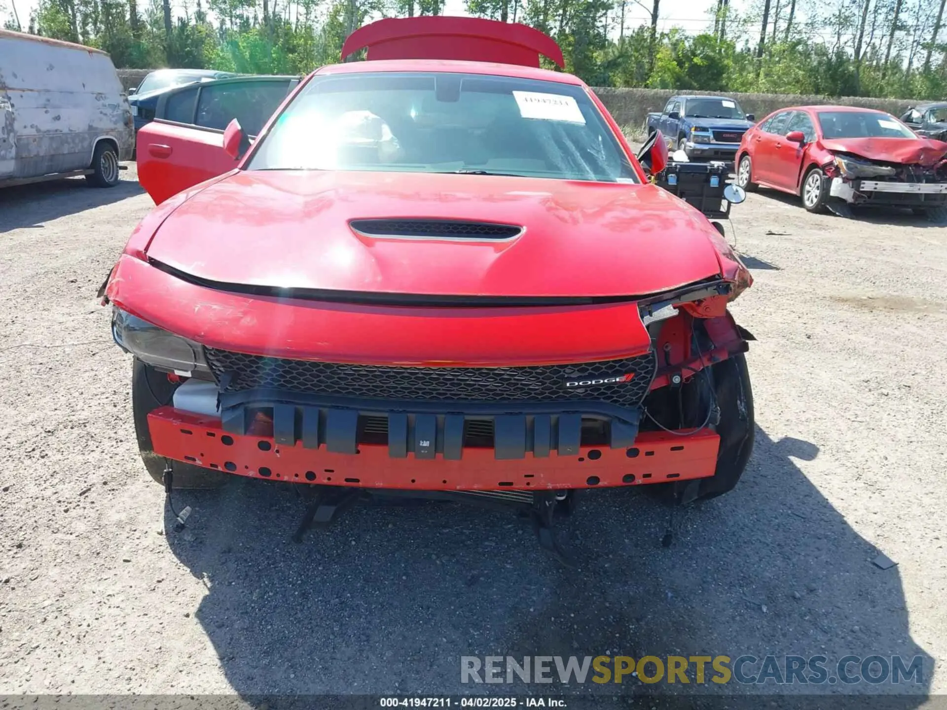 6 fotografías del automóvil dañado 2C3CDXCT6KH575853 DODGE CHARGER 2019