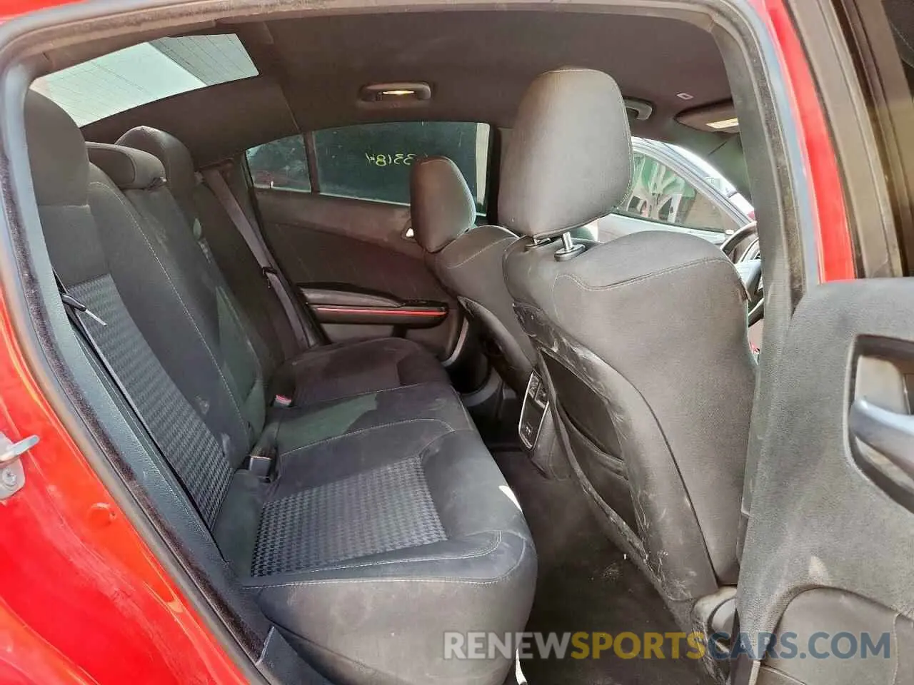 10 fotografías del automóvil dañado 2C3CDXCT6KH633184 DODGE CHARGER 2019