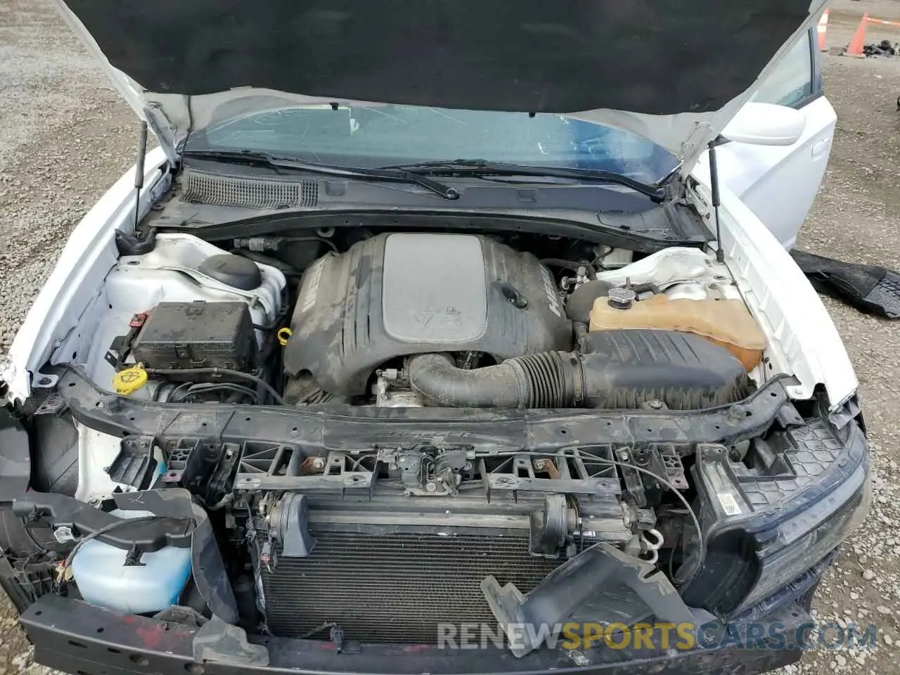 12 fotografías del automóvil dañado 2C3CDXCT6KH633198 DODGE CHARGER 2019