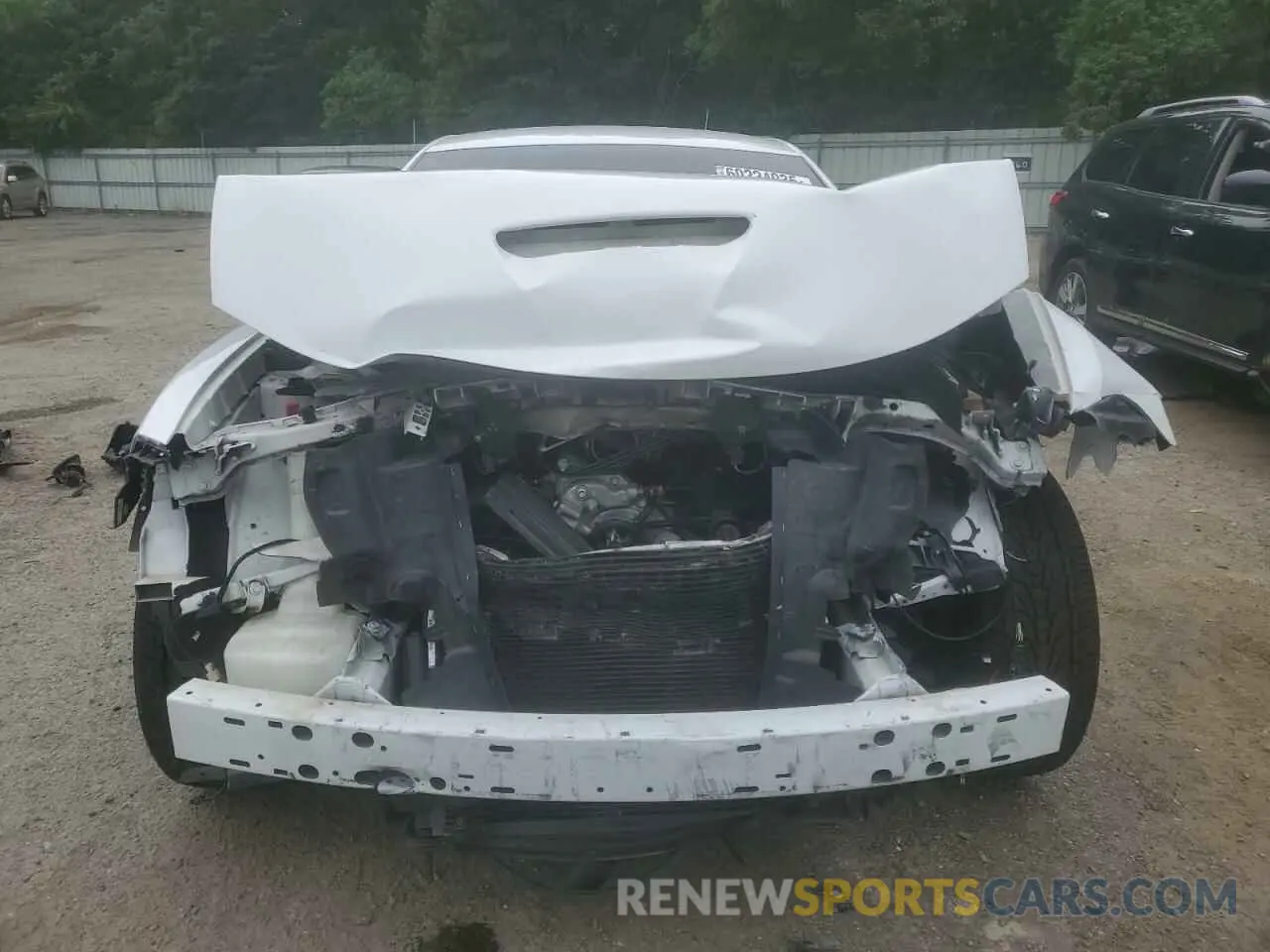 5 fotografías del automóvil dañado 2C3CDXCT6KH738467 DODGE CHARGER 2019