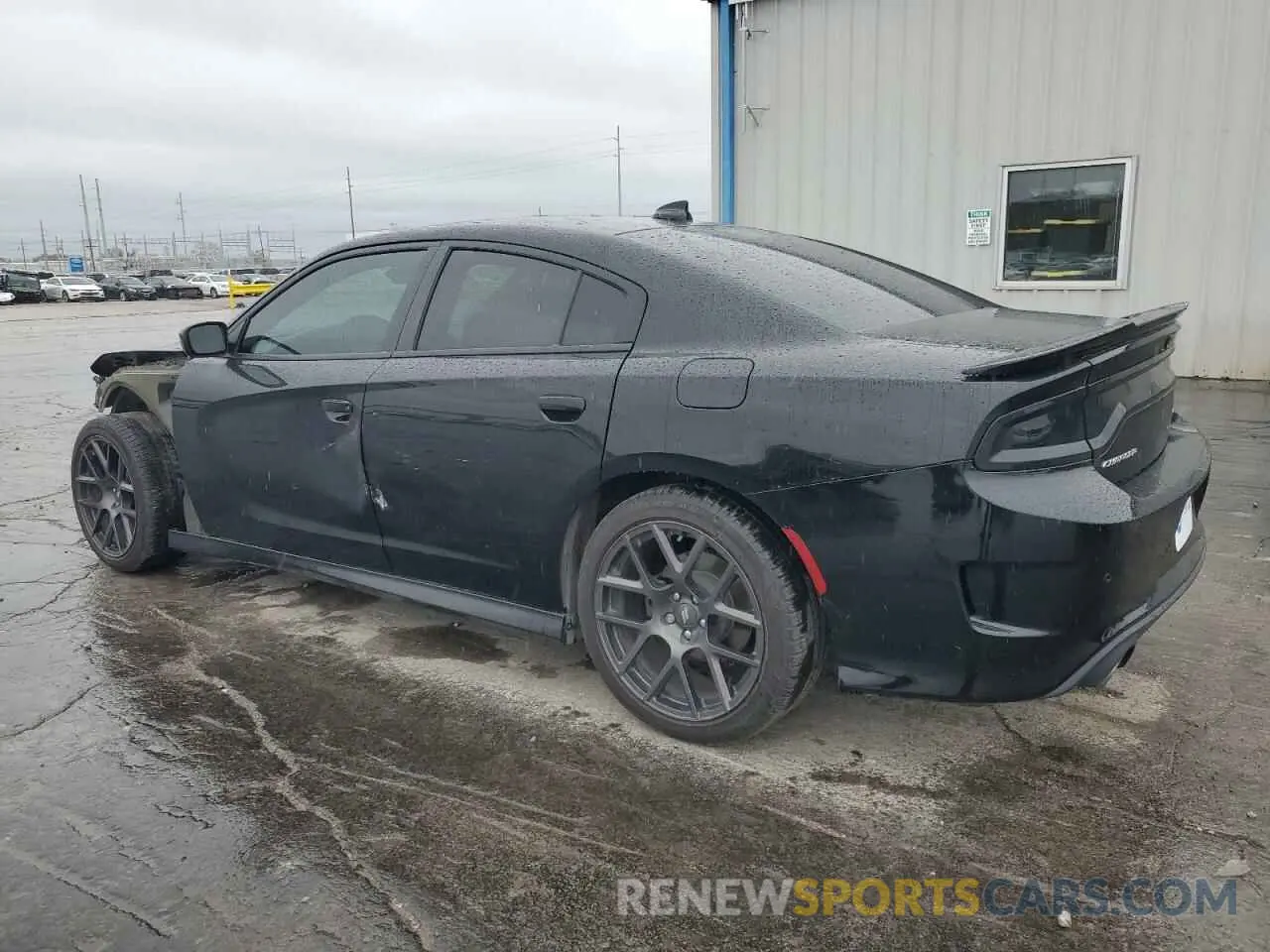2 fotografías del automóvil dañado 2C3CDXCT7KH588580 DODGE CHARGER 2019