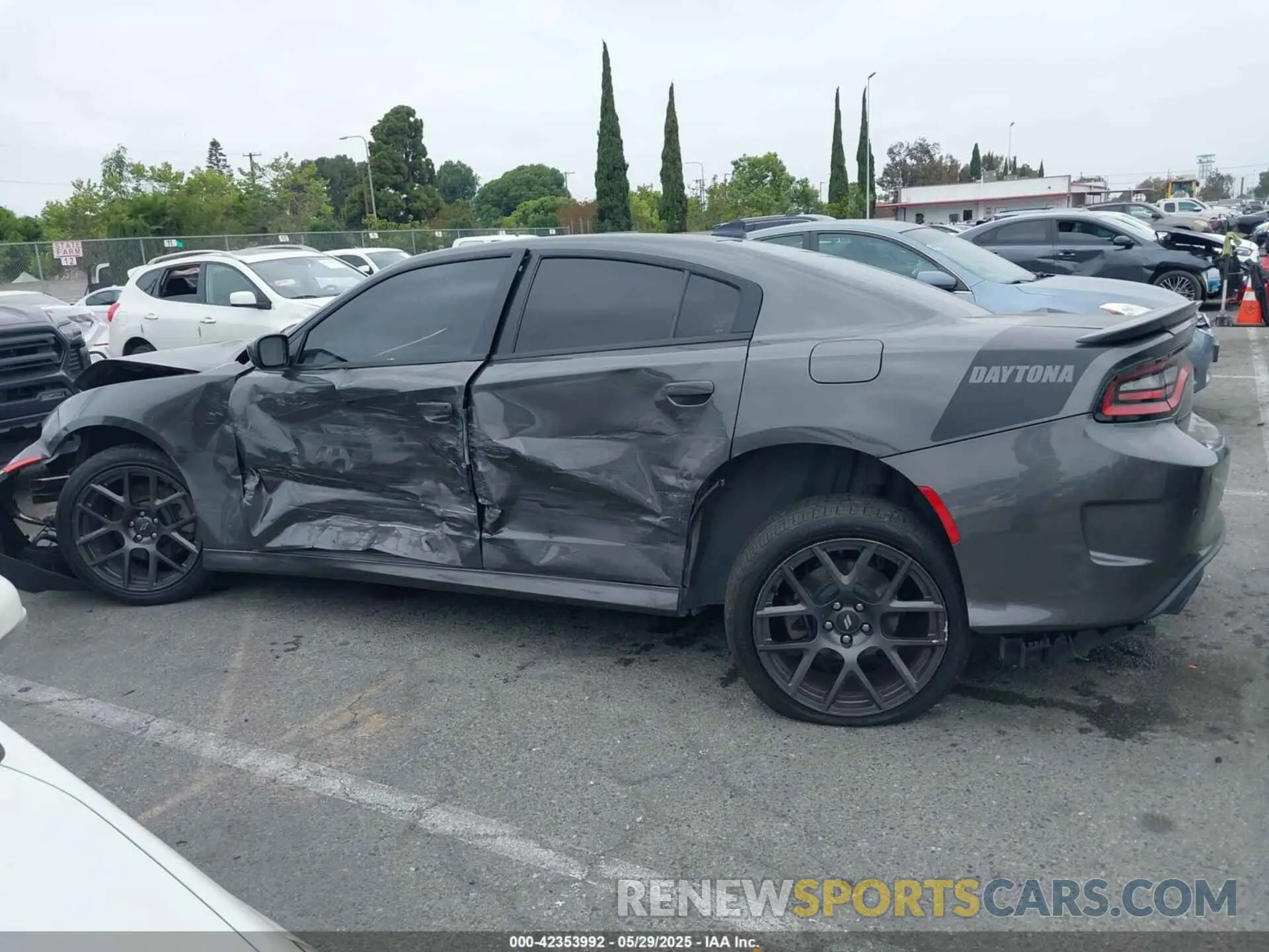 14 fotografías del automóvil dañado 2C3CDXCT7KH591513 DODGE CHARGER 2019