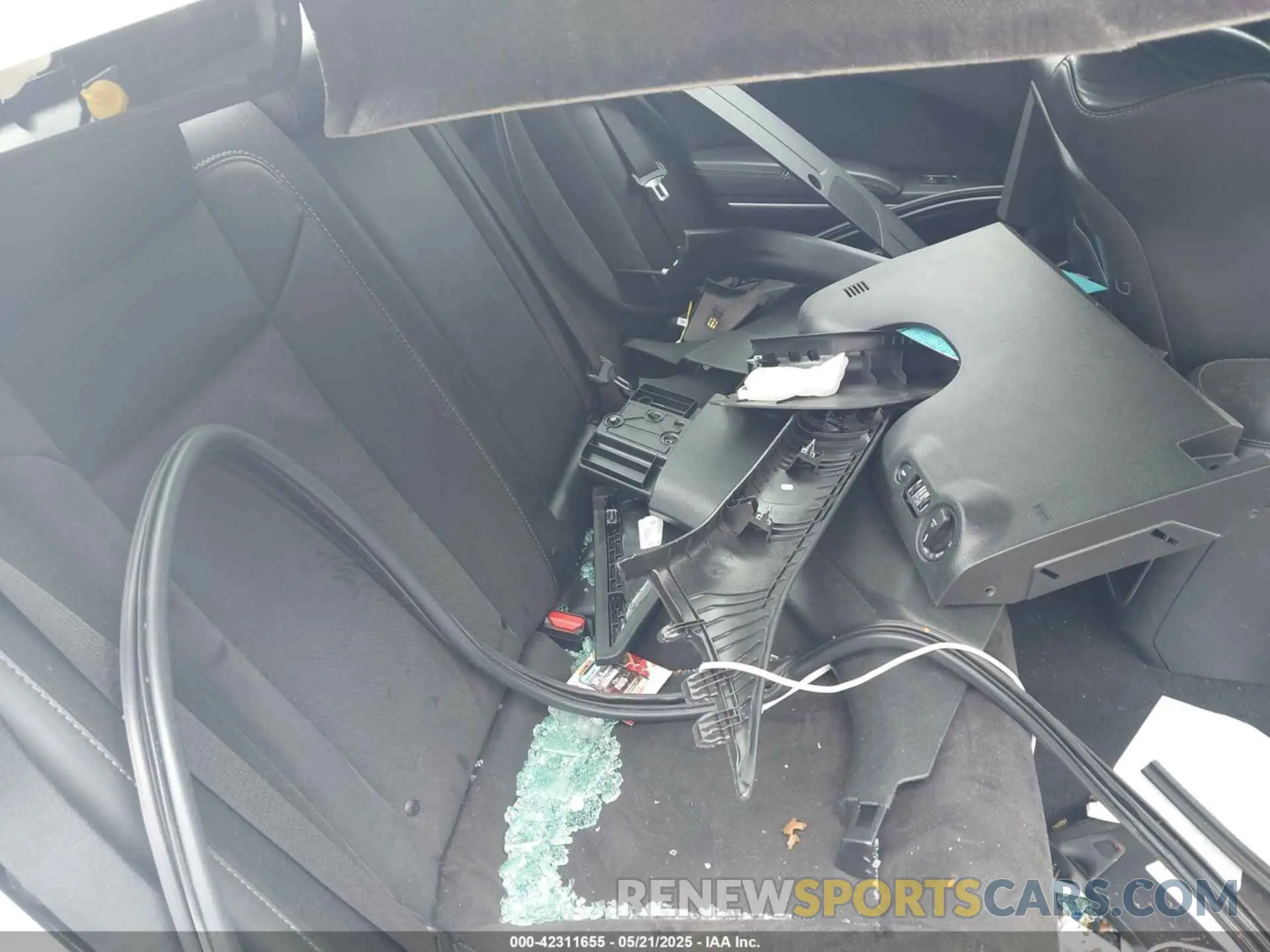 8 fotografías del automóvil dañado 2C3CDXCT7KH652889 DODGE CHARGER 2019