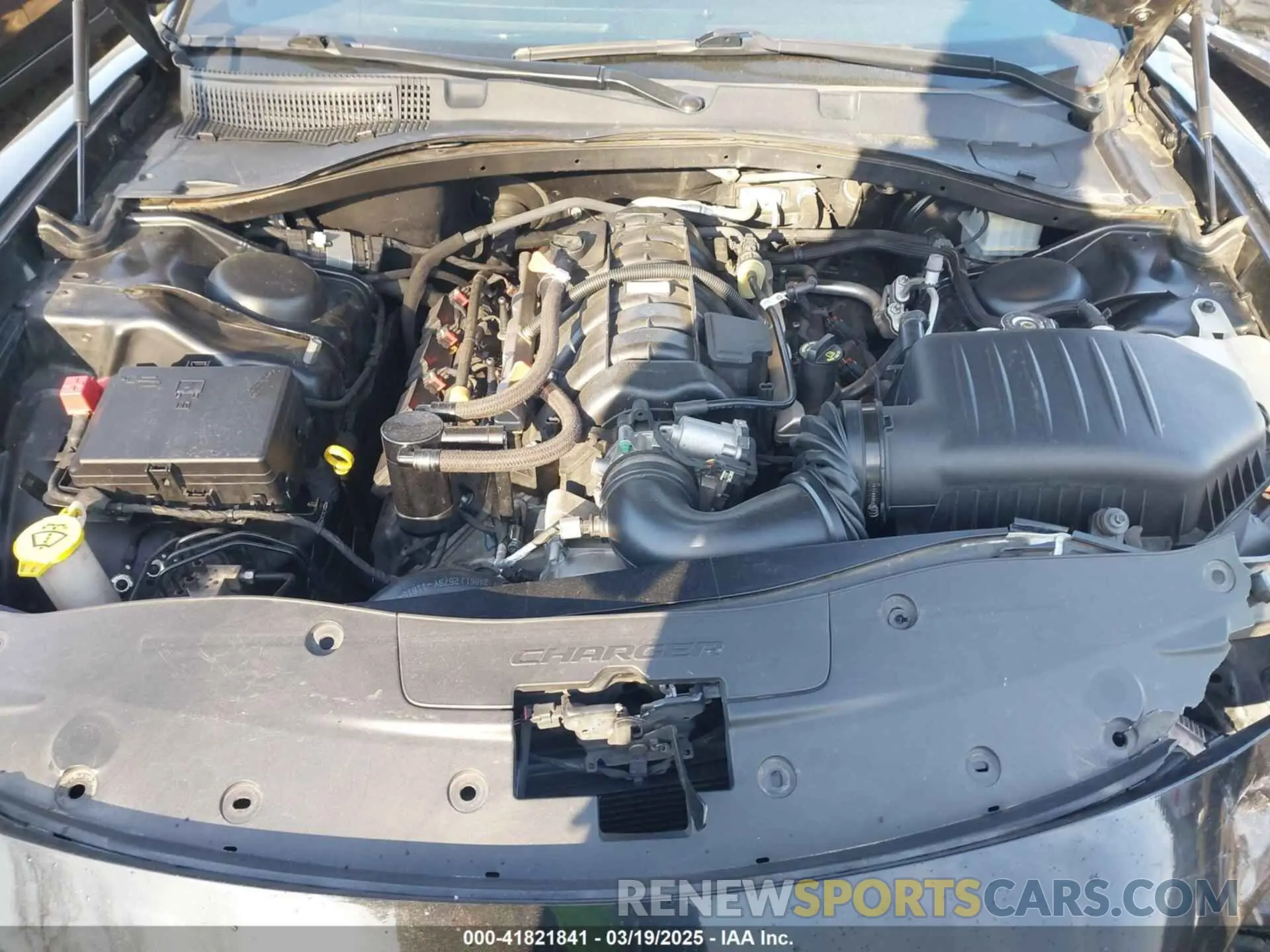 10 fotografías del automóvil dañado 2C3CDXCT7KH738381 DODGE CHARGER 2019