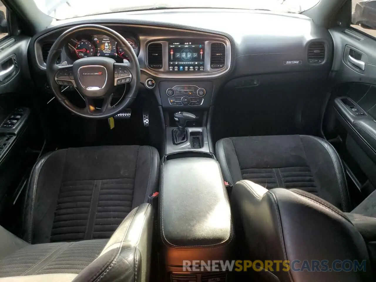 8 fotografías del automóvil dañado 2C3CDXCT8KH588555 DODGE CHARGER 2019