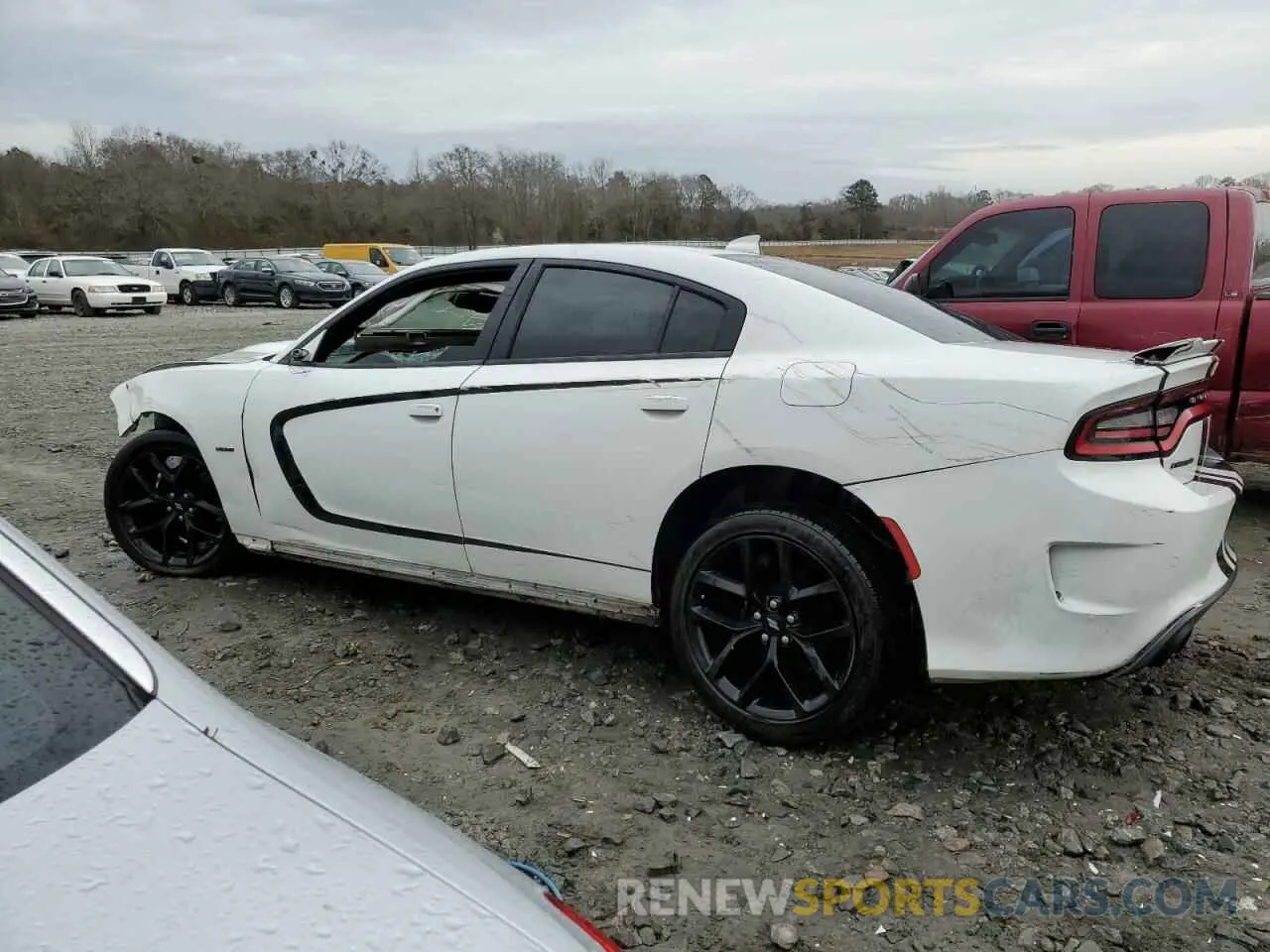 2 fotografías del automóvil dañado 2C3CDXCT9KH507871 DODGE CHARGER 2019