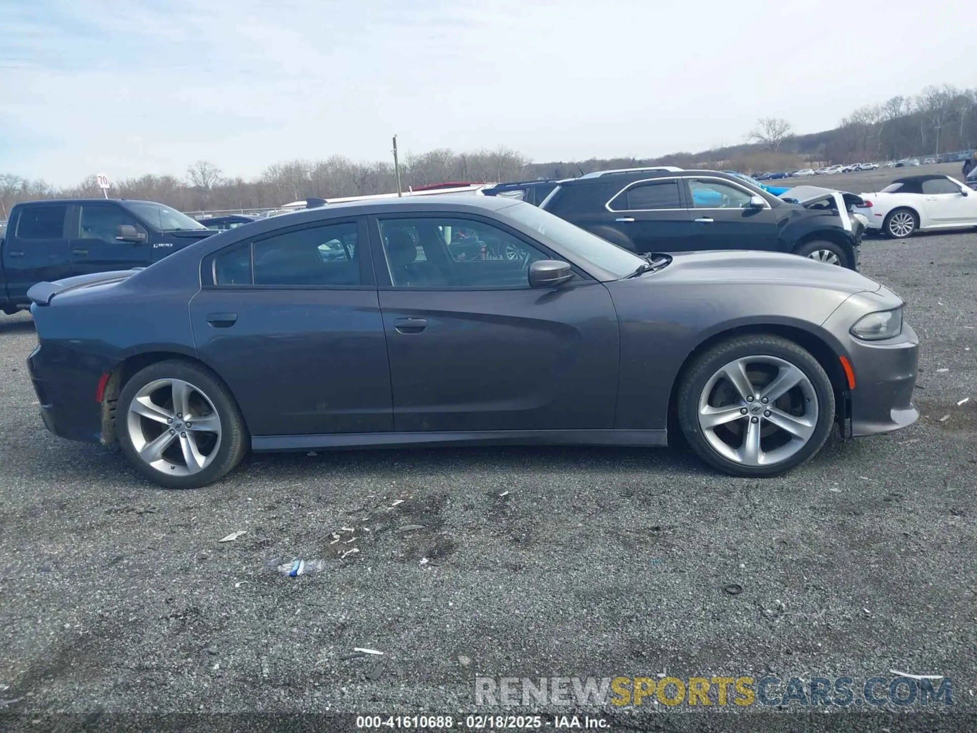 13 fotografías del automóvil dañado 2C3CDXCT9KH575491 DODGE CHARGER 2019