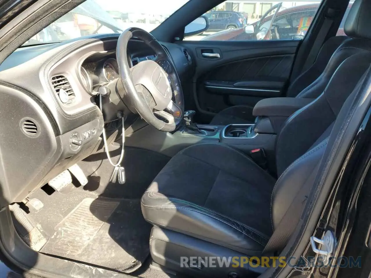 7 fotografías del automóvil dañado 2C3CDXCT9KH629890 DODGE CHARGER 2019
