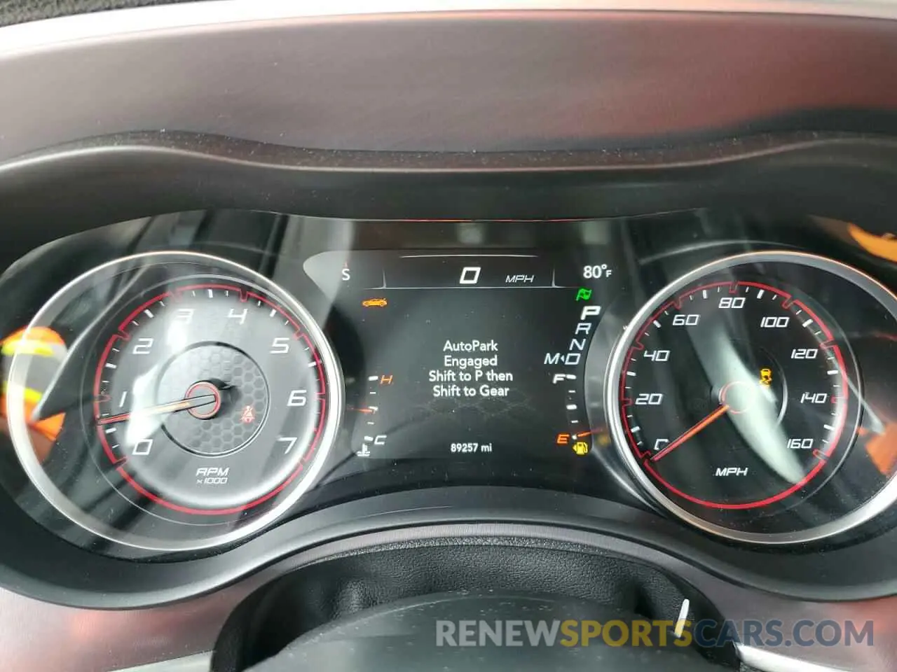 9 fotografías del automóvil dañado 2C3CDXCT9KH740536 DODGE CHARGER 2019