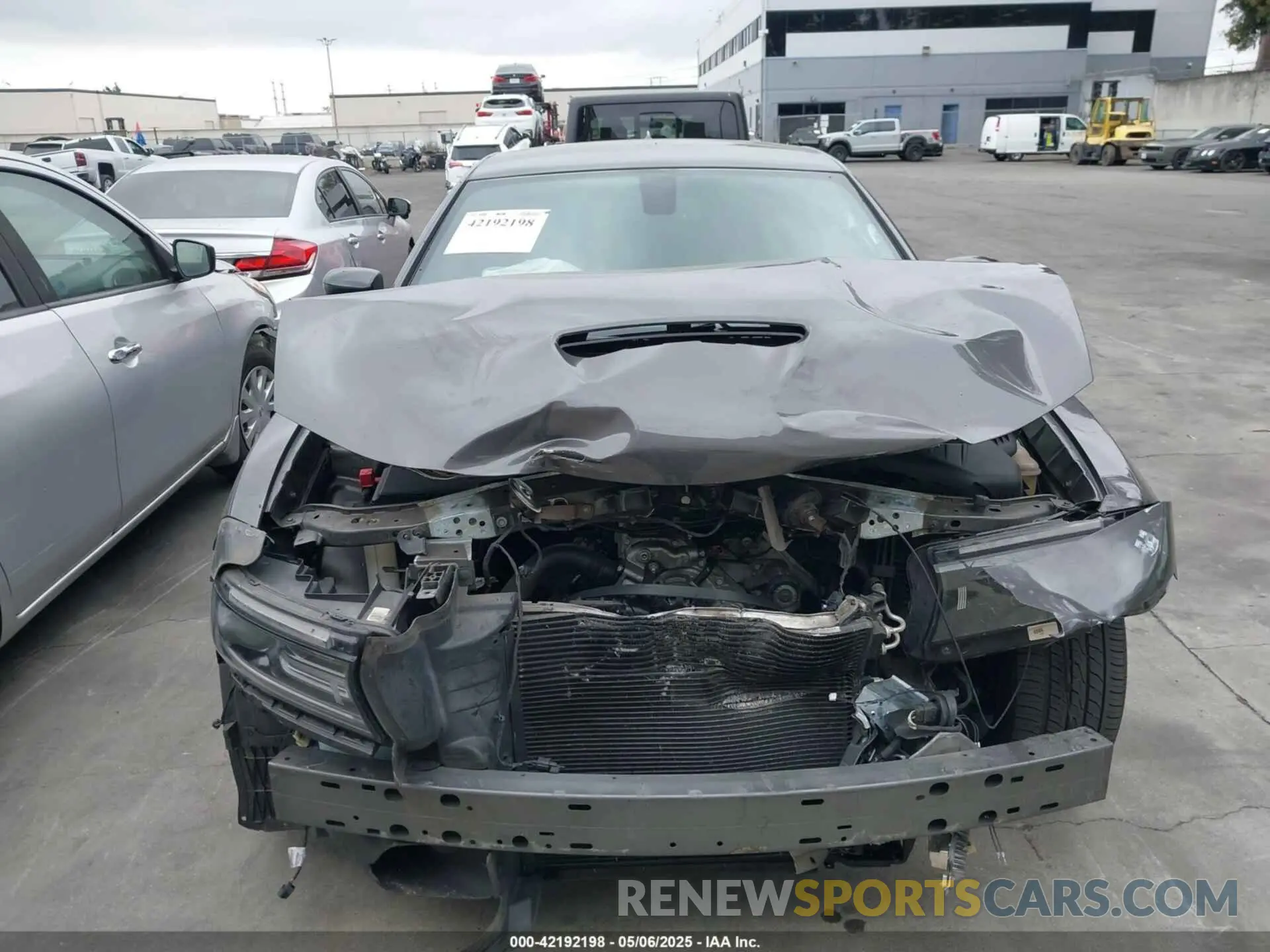 13 fotografías del automóvil dañado 2C3CDXCTXKH542225 DODGE CHARGER 2019