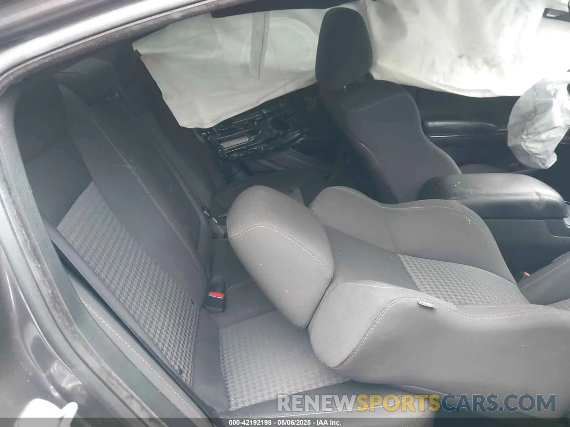 8 fotografías del automóvil dañado 2C3CDXCTXKH542225 DODGE CHARGER 2019