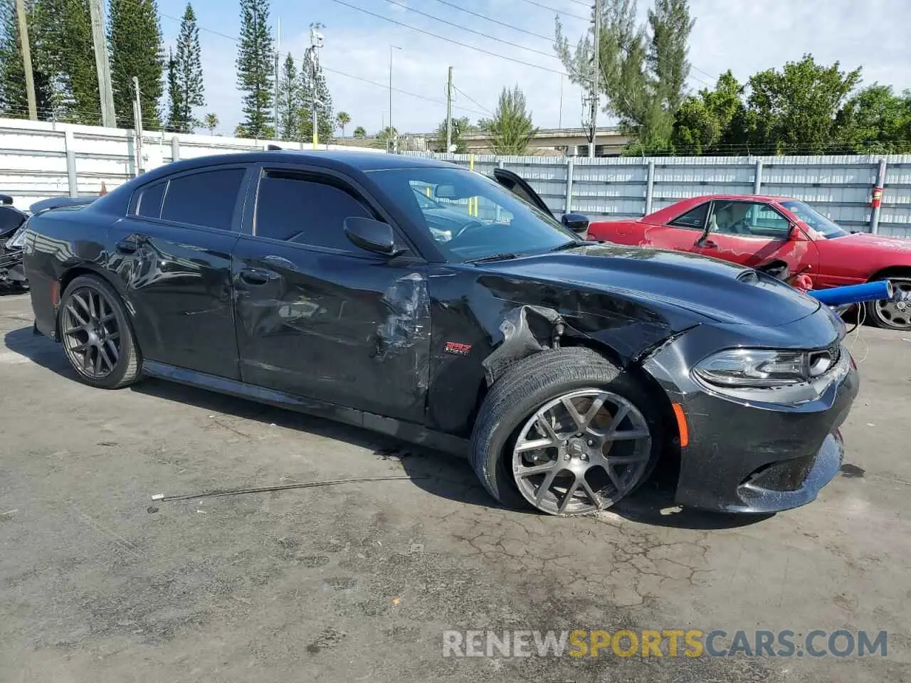 4 fotografías del automóvil dañado 2C3CDXGJ0KH564131 DODGE CHARGER 2019