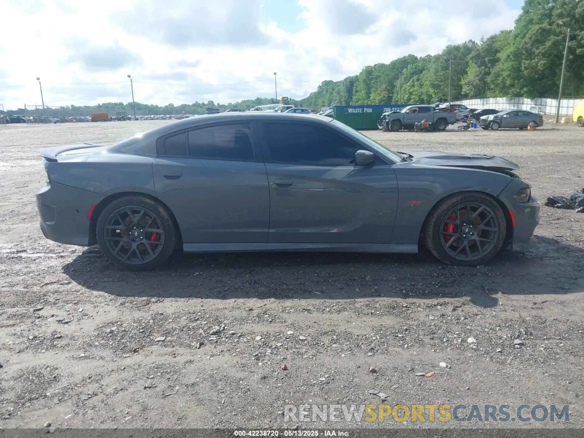 14 fotografías del automóvil dañado 2C3CDXGJ0KH611559 DODGE CHARGER 2019