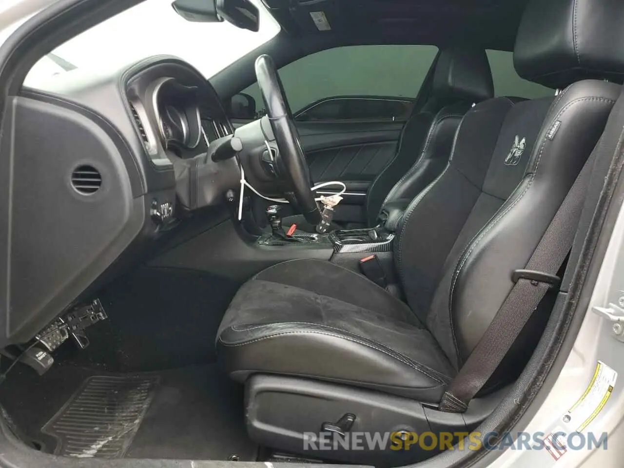 7 fotografías del automóvil dañado 2C3CDXGJ0KH688805 DODGE CHARGER 2019