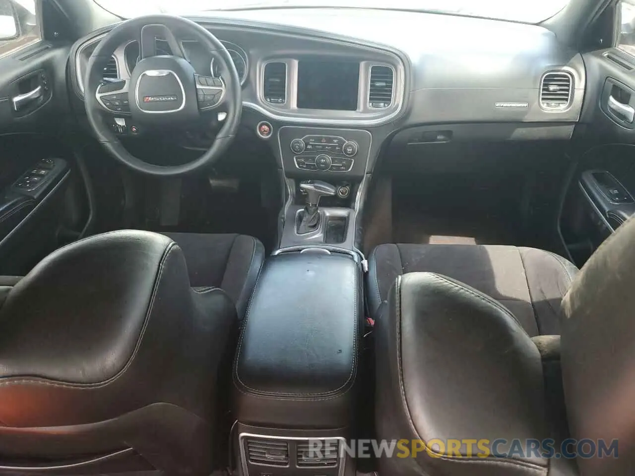 8 fotografías del automóvil dañado 2C3CDXGJ3KH519846 DODGE CHARGER 2019