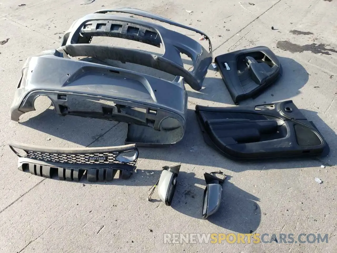 12 fotografías del automóvil dañado 2C3CDXGJ3KH568402 DODGE CHARGER 2019