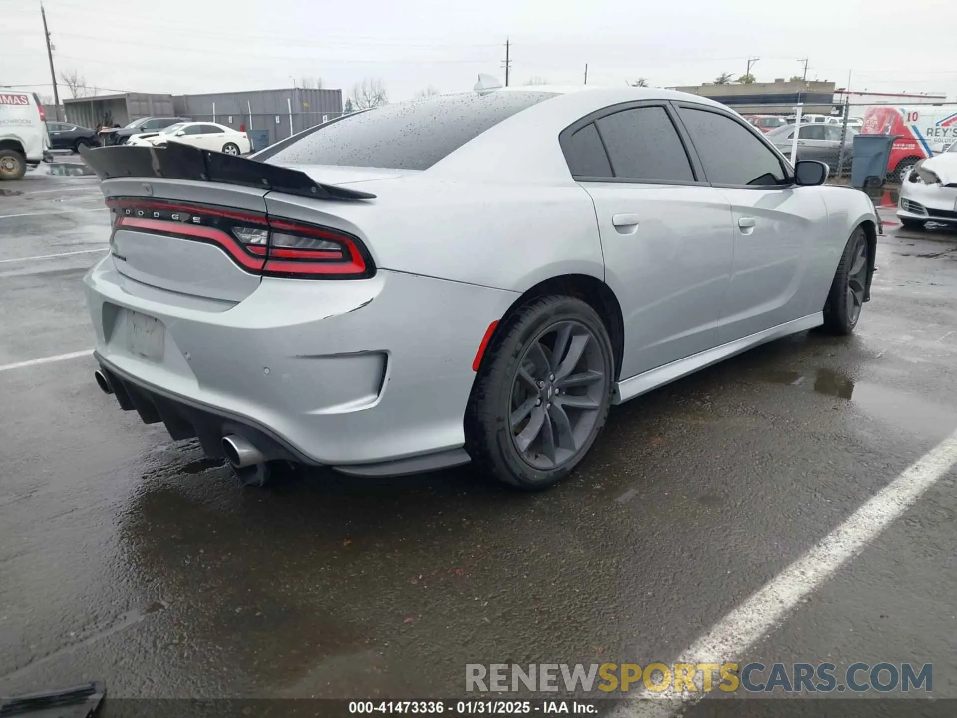 4 fotografías del automóvil dañado 2C3CDXGJ3KH688989 DODGE CHARGER 2019