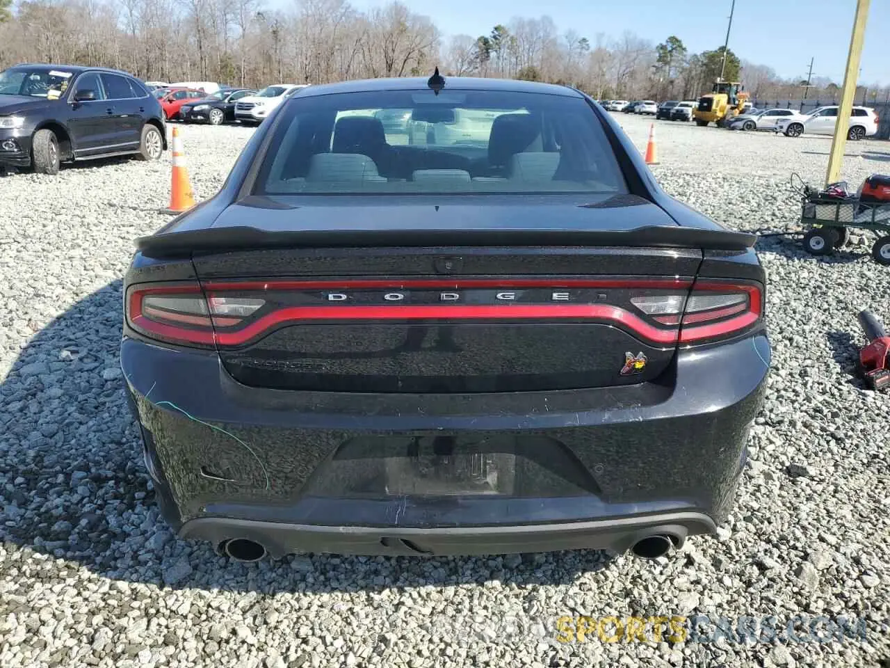 6 fotografías del automóvil dañado 2C3CDXGJ4KH646170 DODGE CHARGER 2019