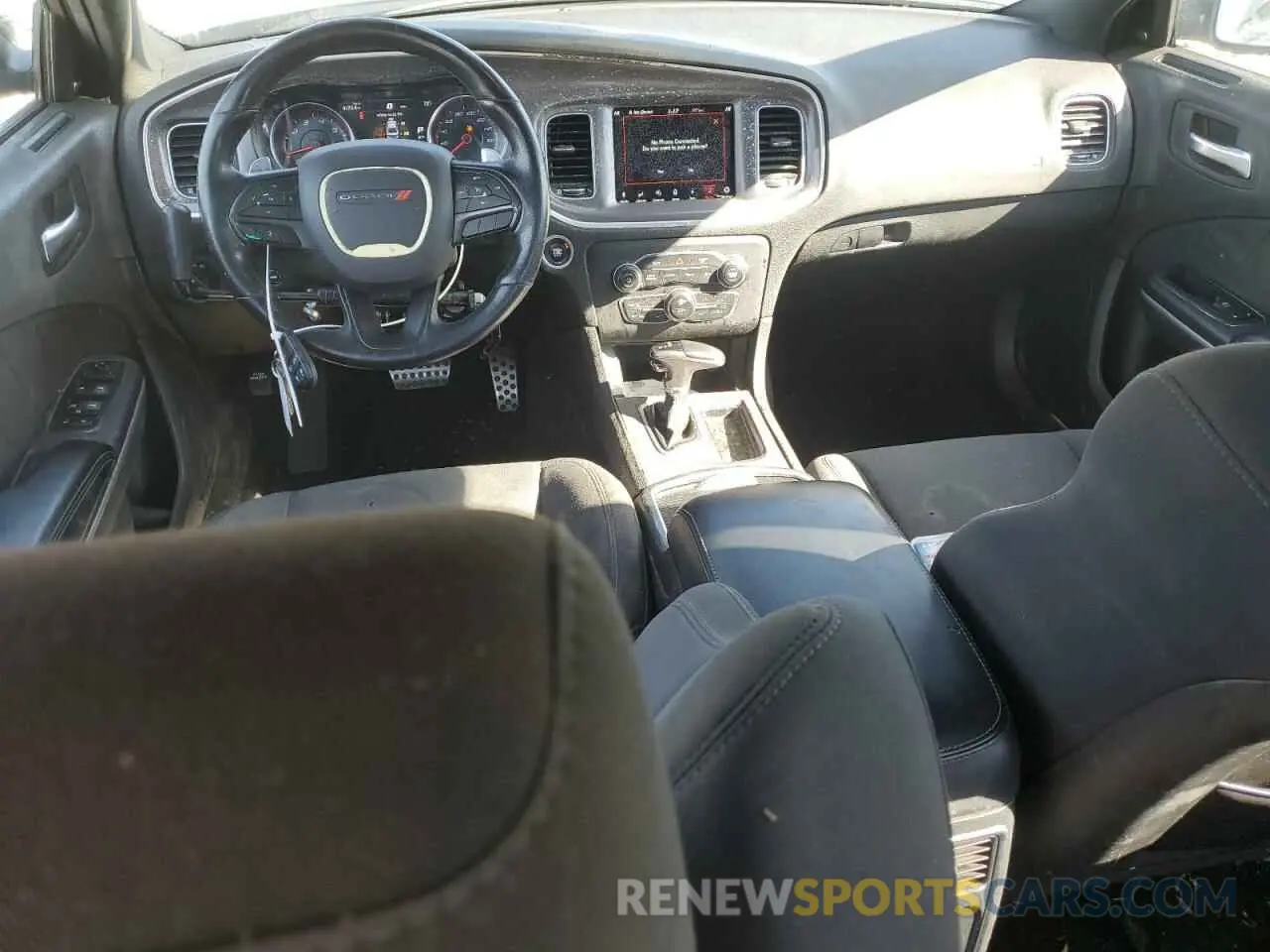 8 fotografías del automóvil dañado 2C3CDXGJ4KH646170 DODGE CHARGER 2019