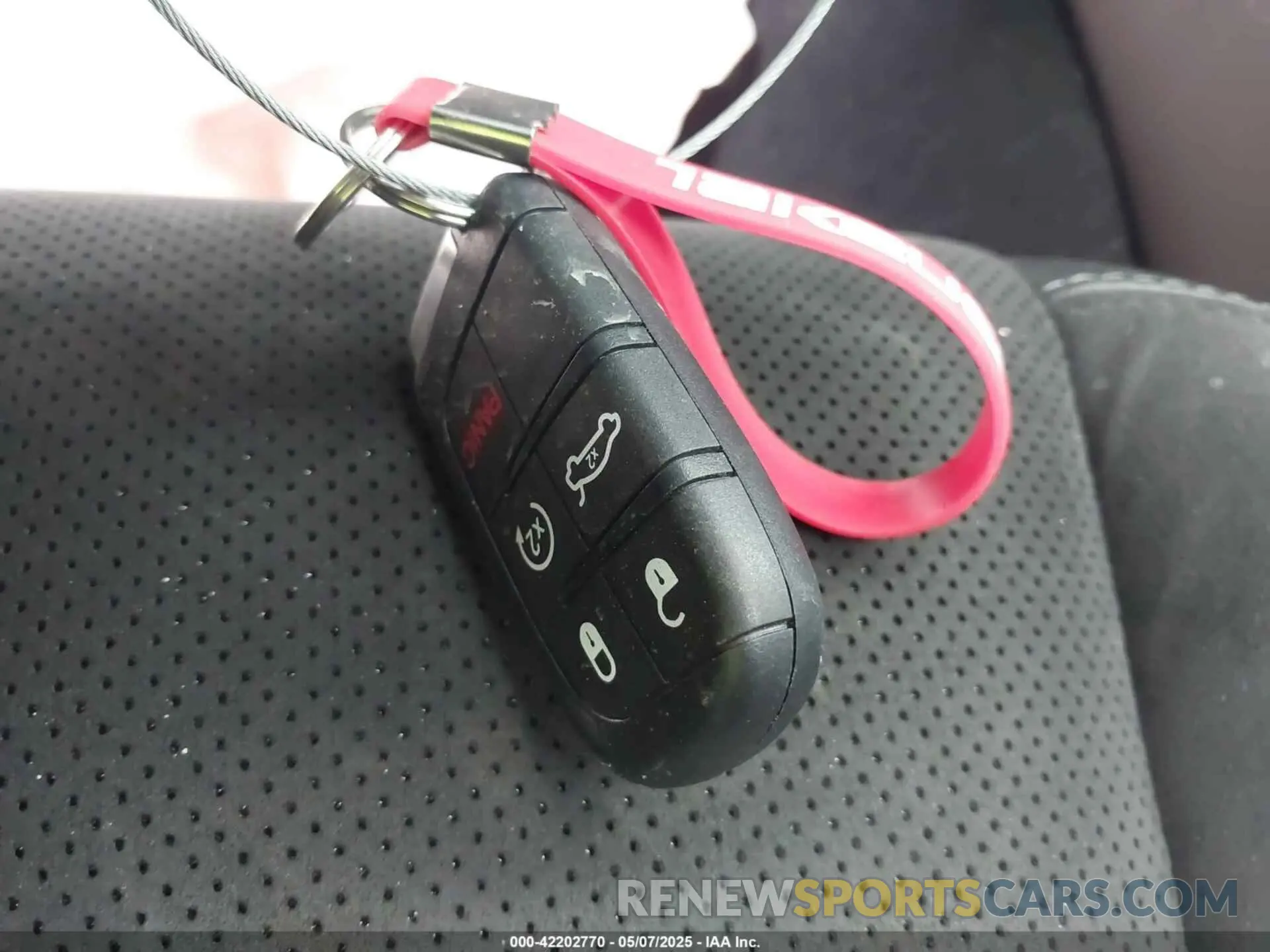 11 fotografías del automóvil dañado 2C3CDXGJ4KH647044 DODGE CHARGER 2019