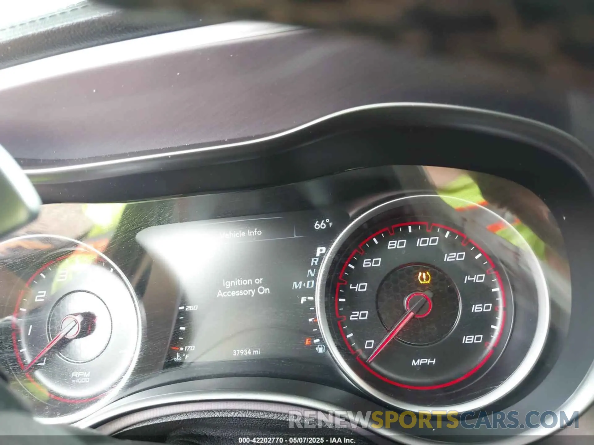 7 fotografías del automóvil dañado 2C3CDXGJ4KH647044 DODGE CHARGER 2019