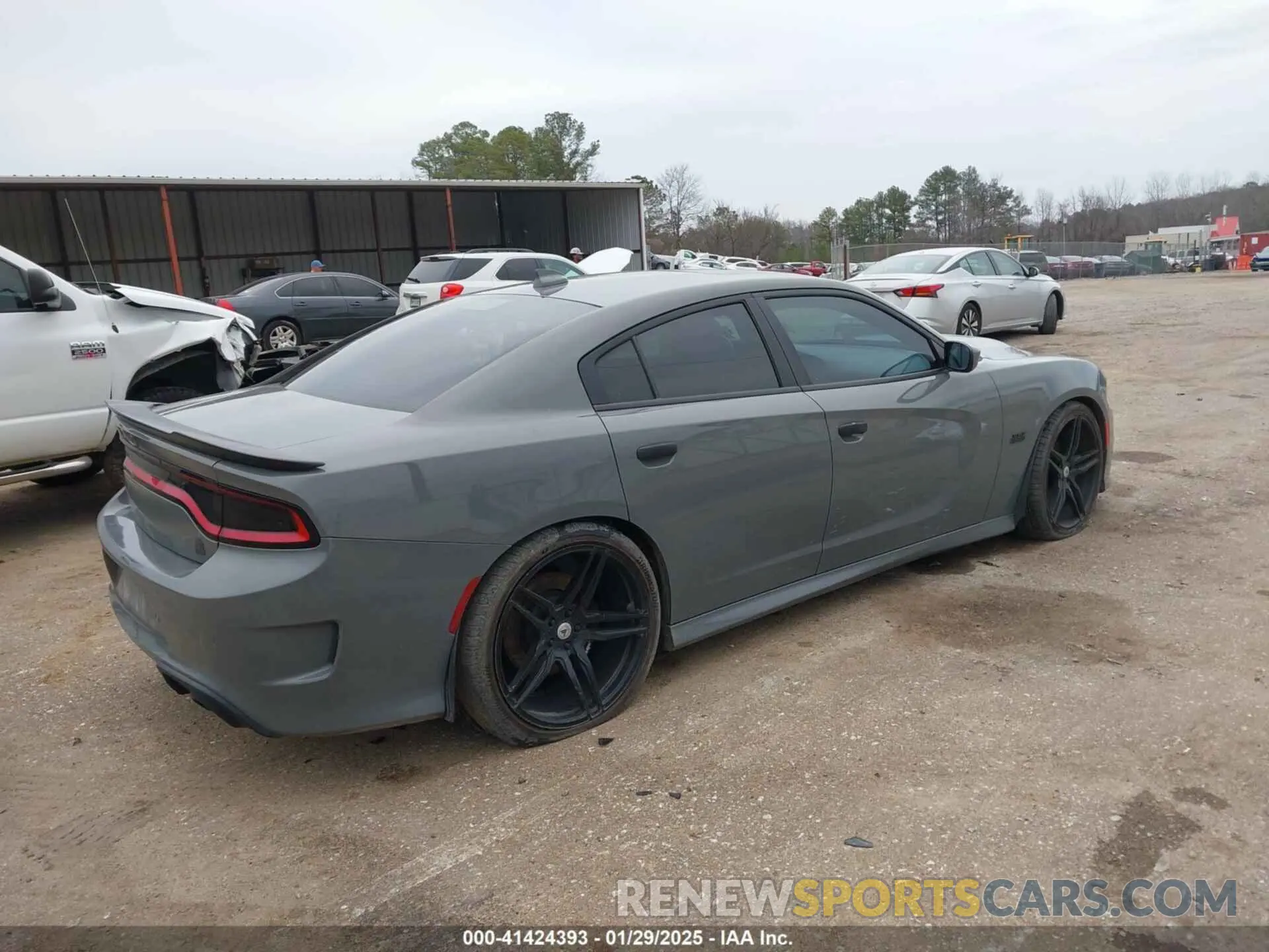 4 fotografías del automóvil dañado 2C3CDXGJ4KH658769 DODGE CHARGER 2019