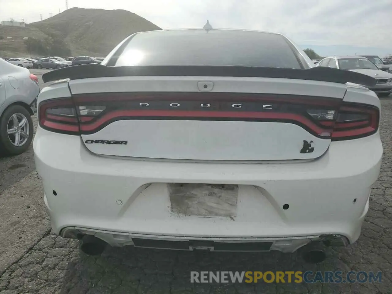 6 fotografías del automóvil dañado 2C3CDXGJ5KH647005 DODGE CHARGER 2019