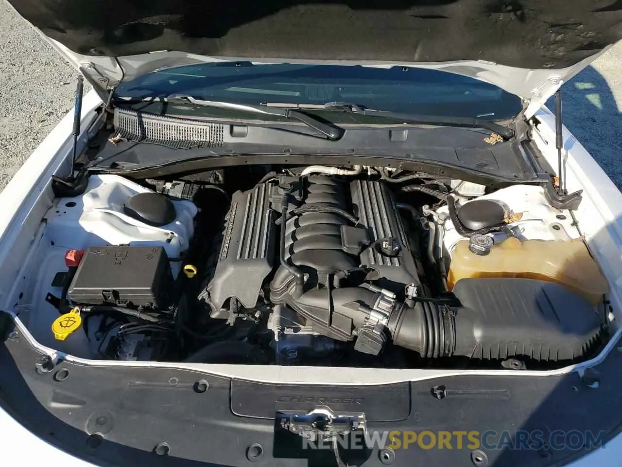 11 fotografías del automóvil dañado 2C3CDXGJ7KH613874 DODGE CHARGER 2019