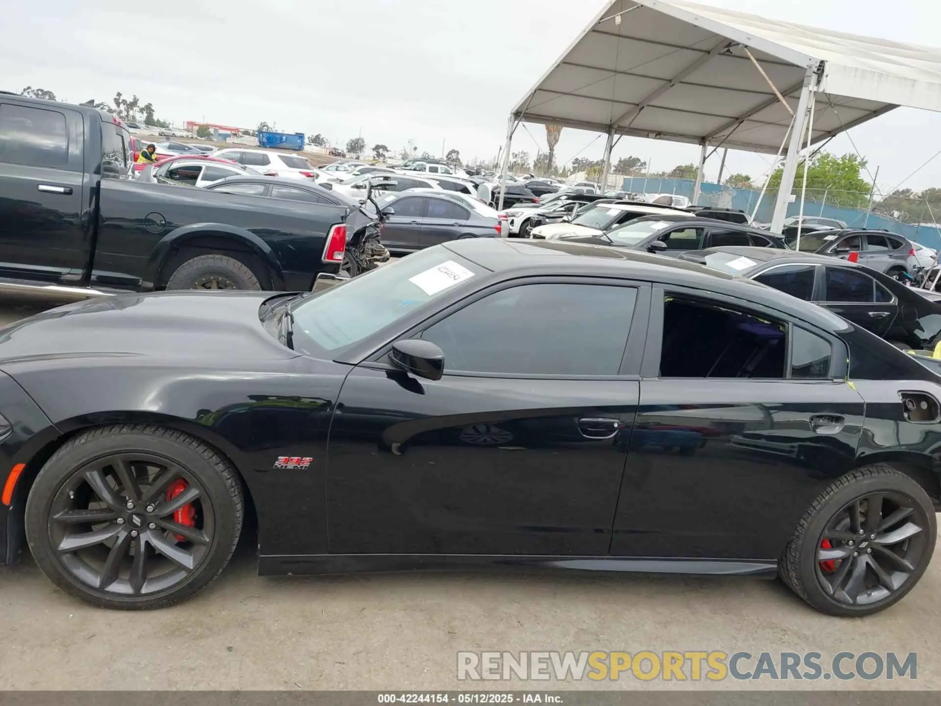 15 fotografías del automóvil dañado 2C3CDXGJ7KH717796 DODGE CHARGER 2019