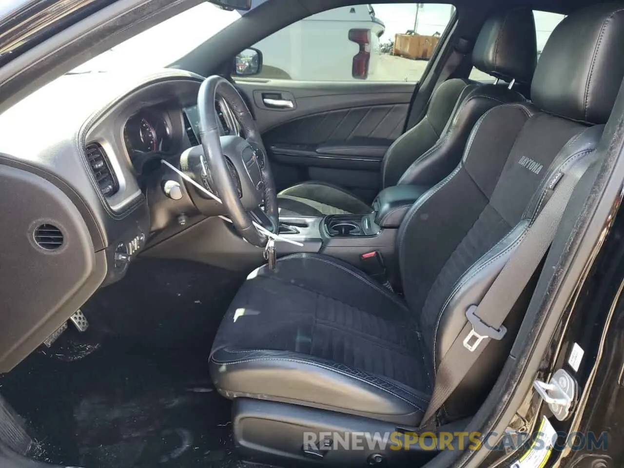 7 fotografías del automóvil dañado 2C3CDXGJ8KH576771 DODGE CHARGER 2019